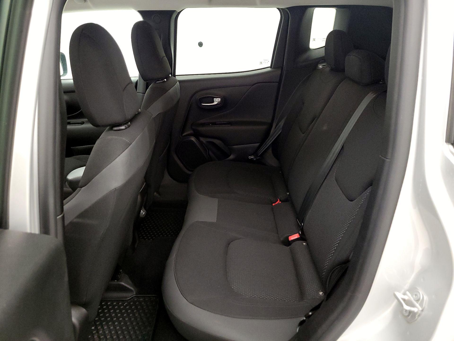 Thumbnail: 2020 Jeep Renegade - 19