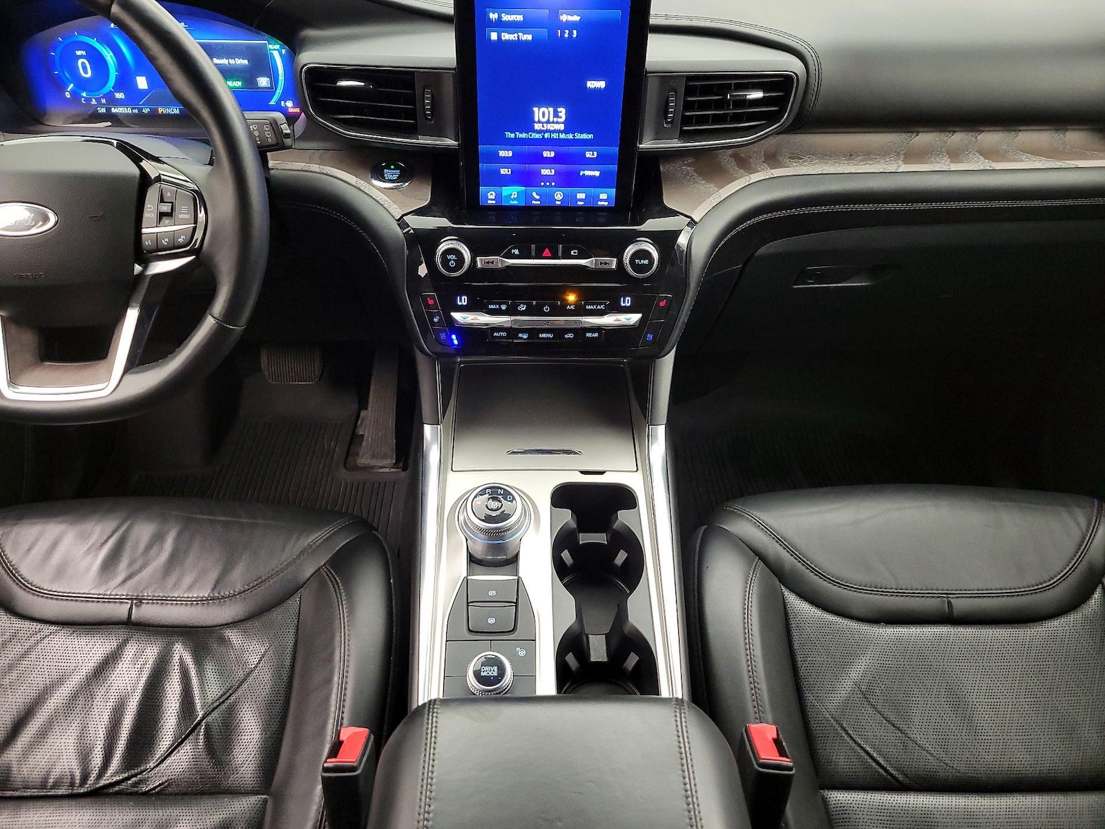 2021 Ford Explorer Platinum - Photo 19