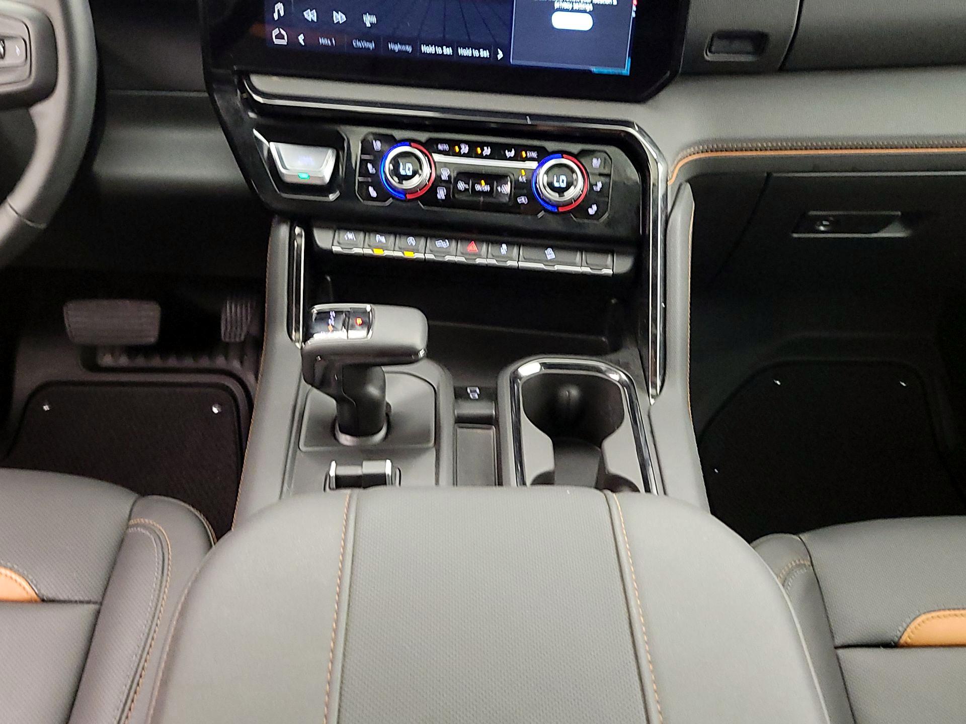 Thumbnail: 2026 GMC Sierra 1500 - 18