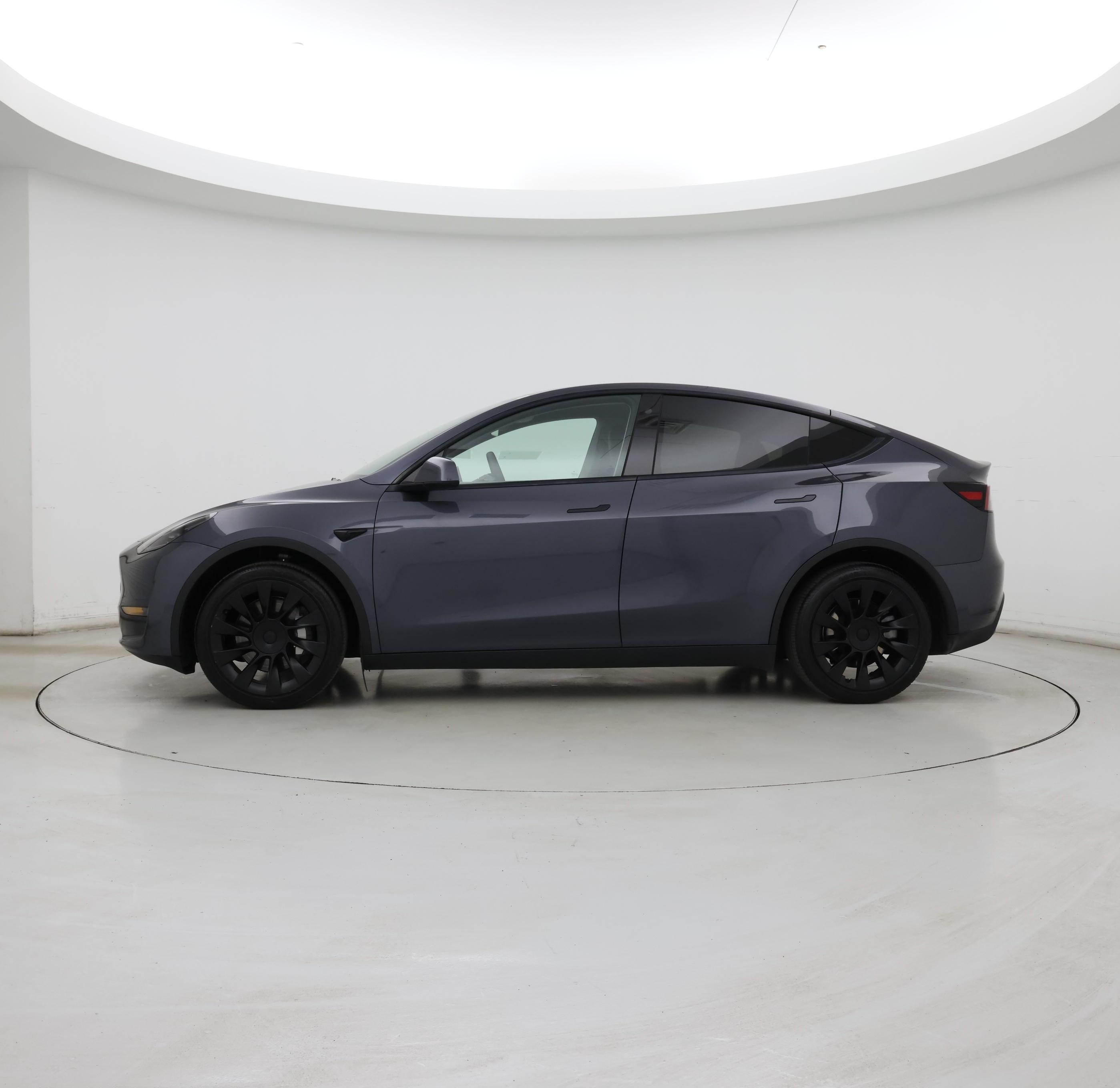 Thumbnail: 2023 Tesla Model Y - 3