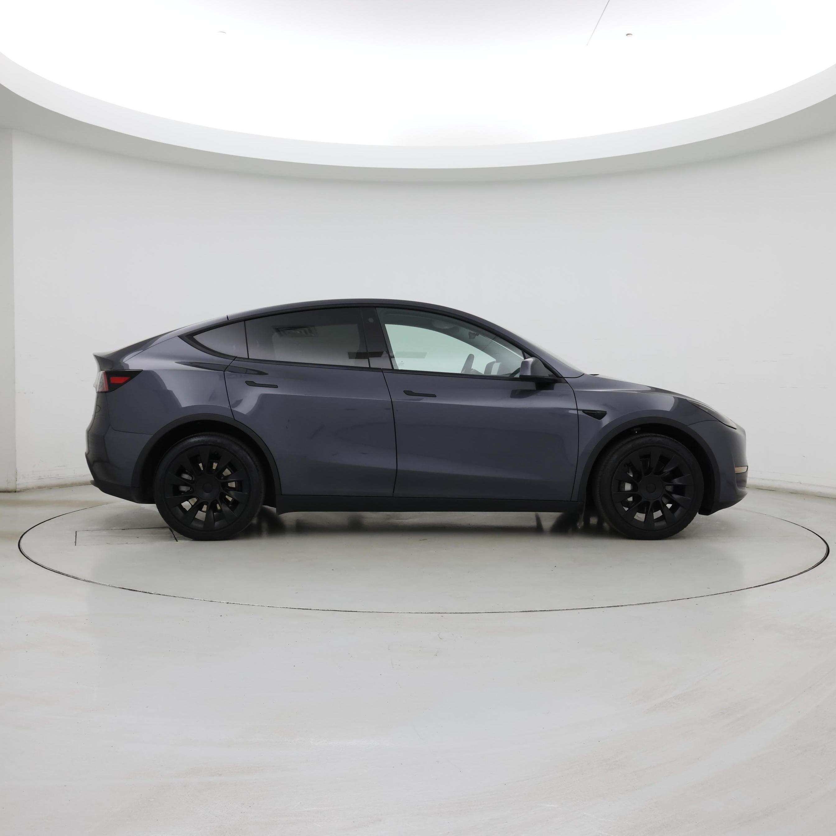 Thumbnail: 2023 Tesla Model Y - 7