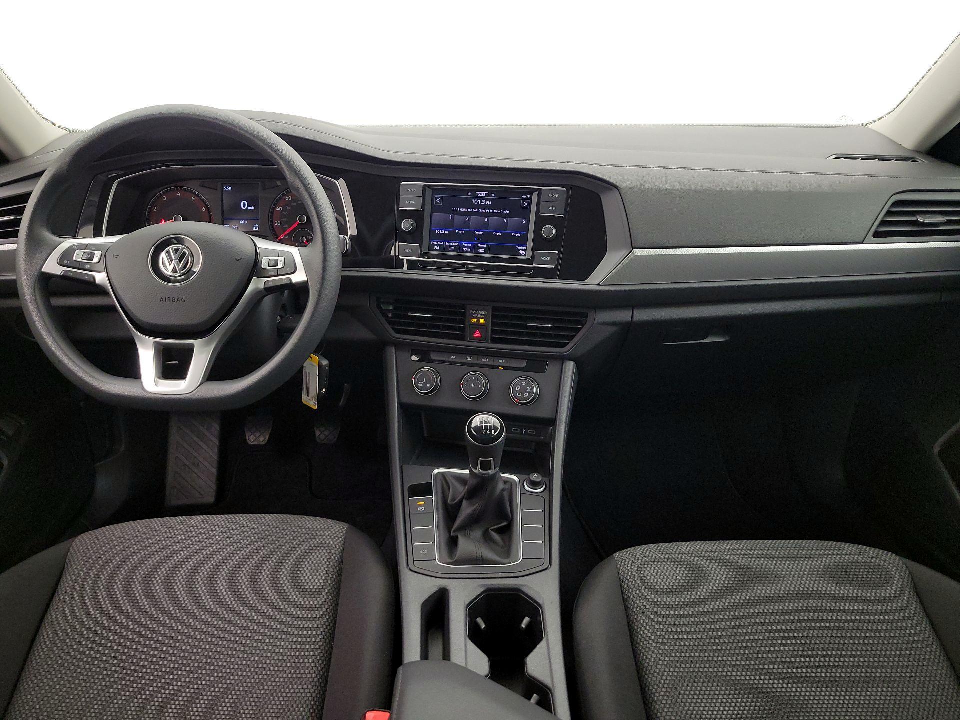 Thumbnail: 2021 Volkswagen Jetta - 9