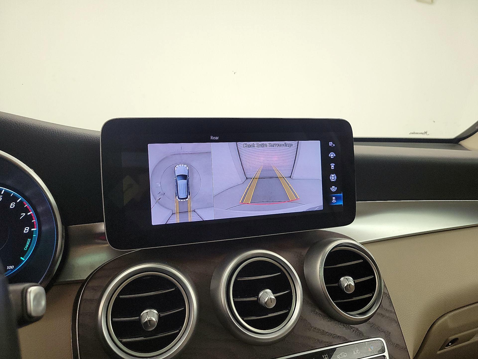 Thumbnail: 2020 Mercedes-Benz GLC - 15