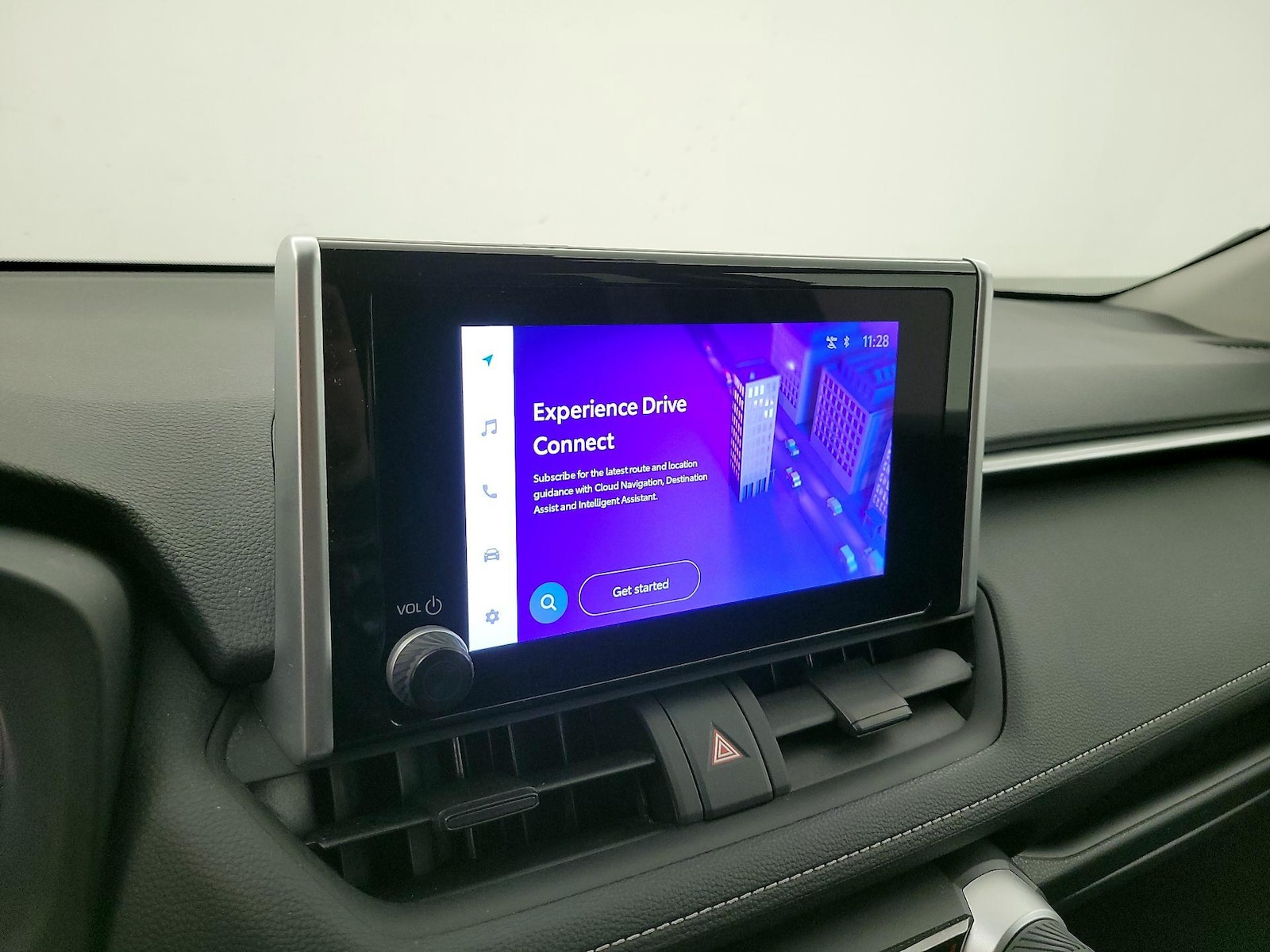 2024 Toyota RAV4 XLE - Photo 15