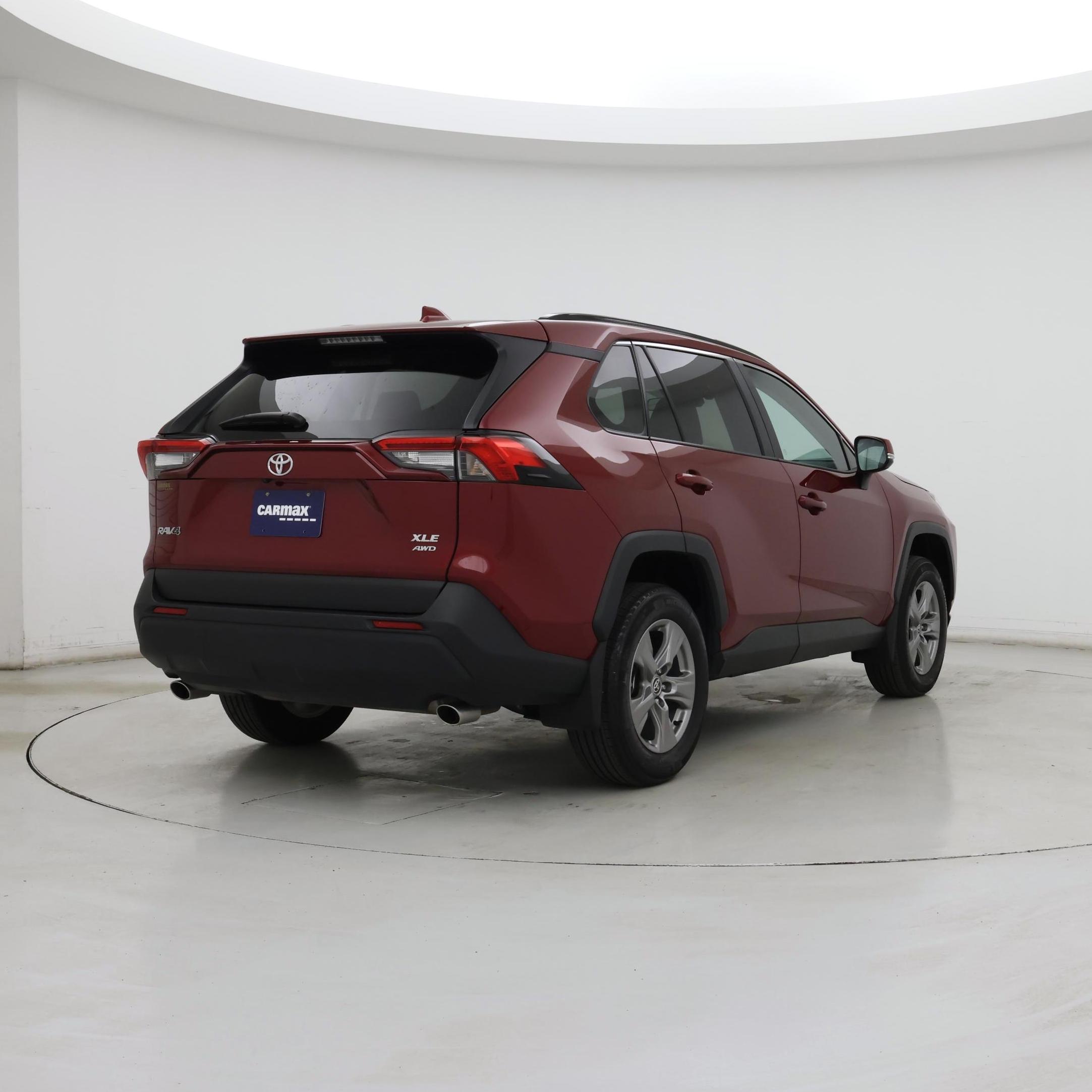 Thumbnail: 2024 Toyota RAV4 - 8