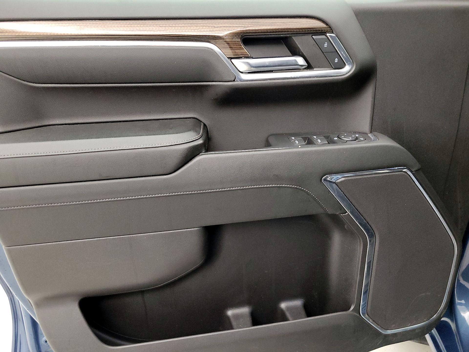 Thumbnail: 2024 Chevrolet Silverado 1500 - 12