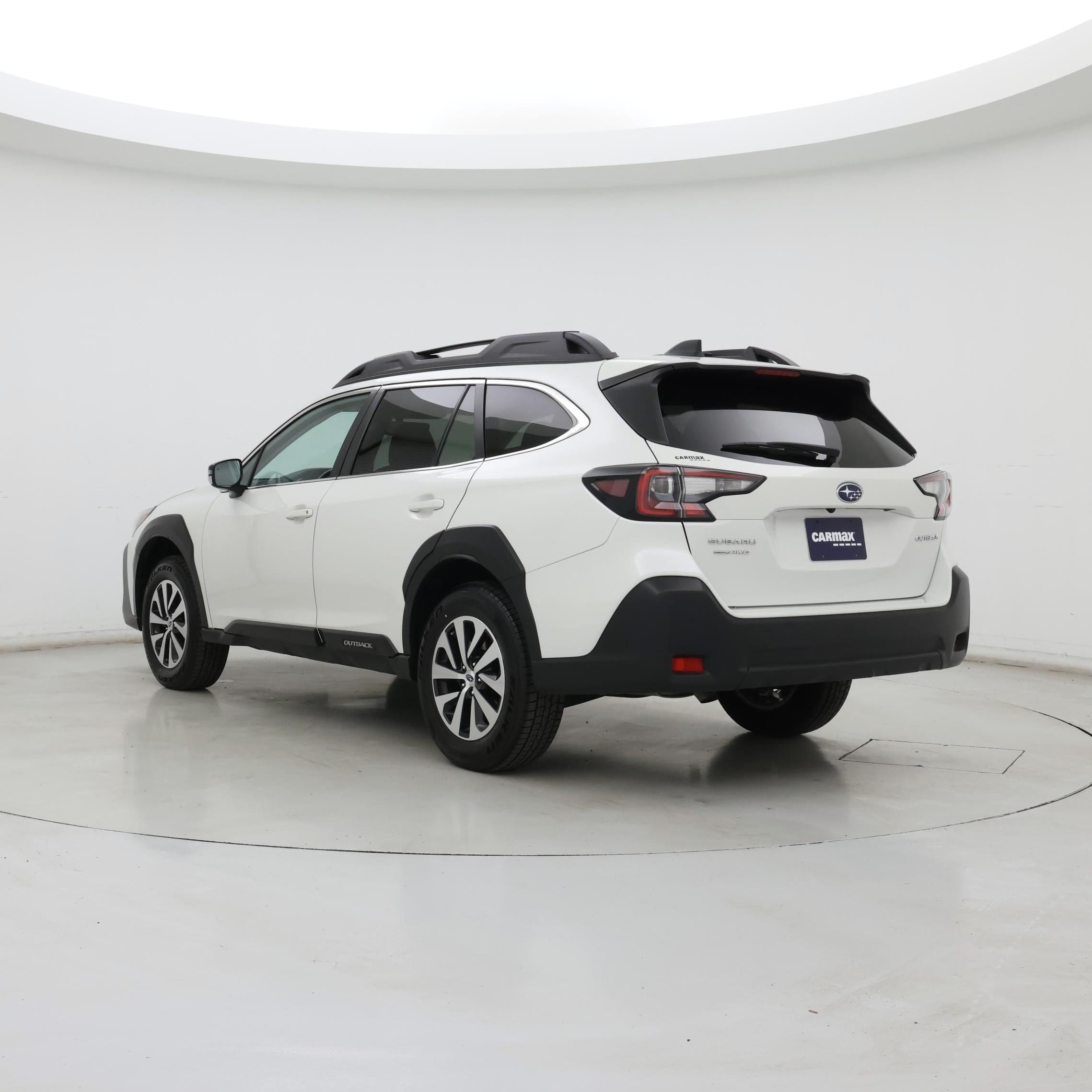 Thumbnail: 2023 Subaru Outback - 2