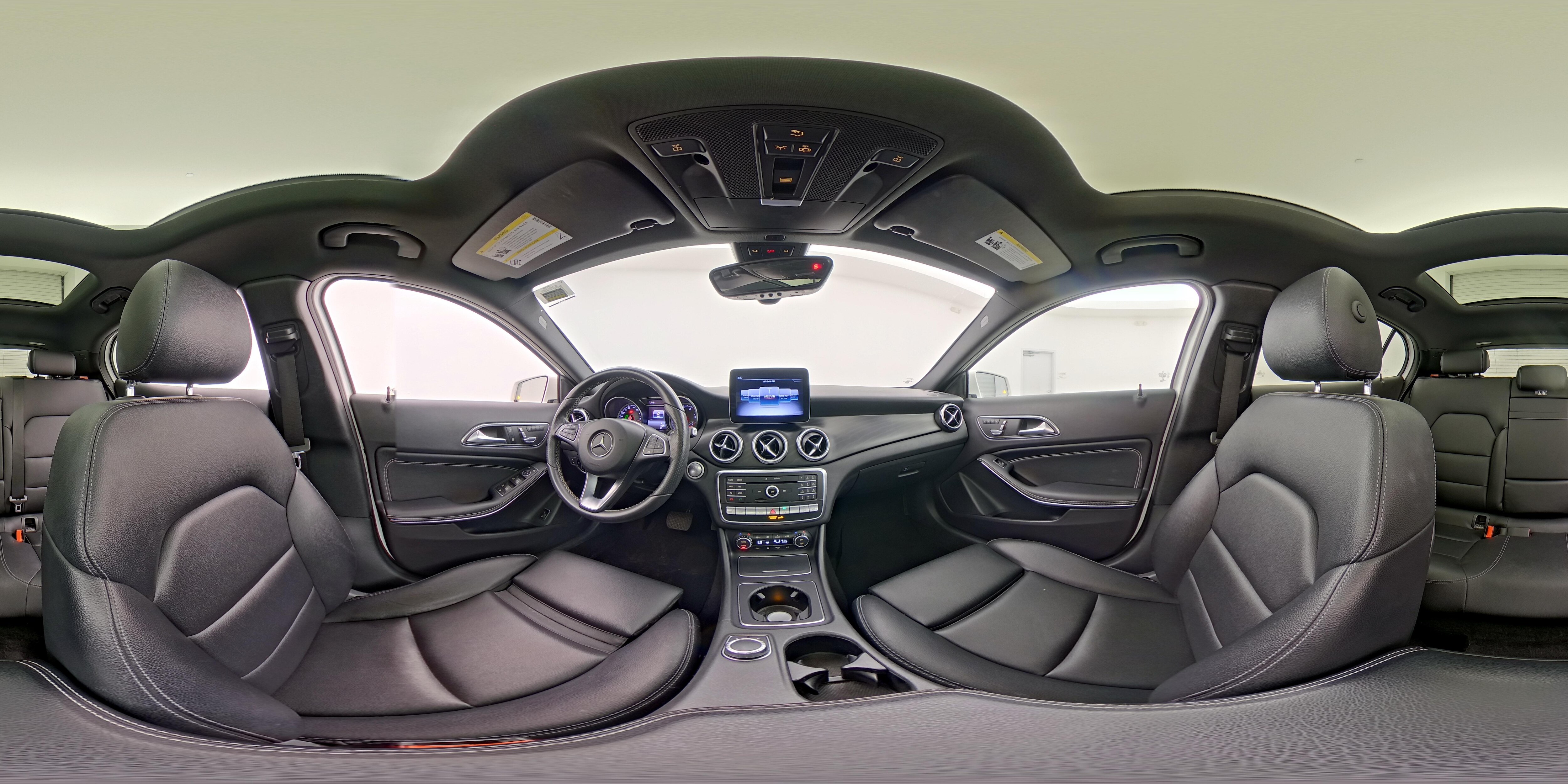 2018 Mercedes-Benz GLA-Class GLA250 - Photo 25
