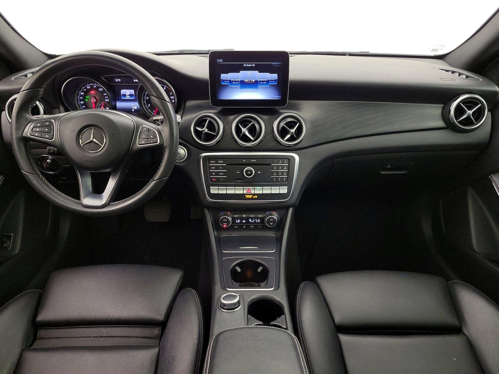 2018 Mercedes-Benz GLA-Class GLA250 - Photo 10