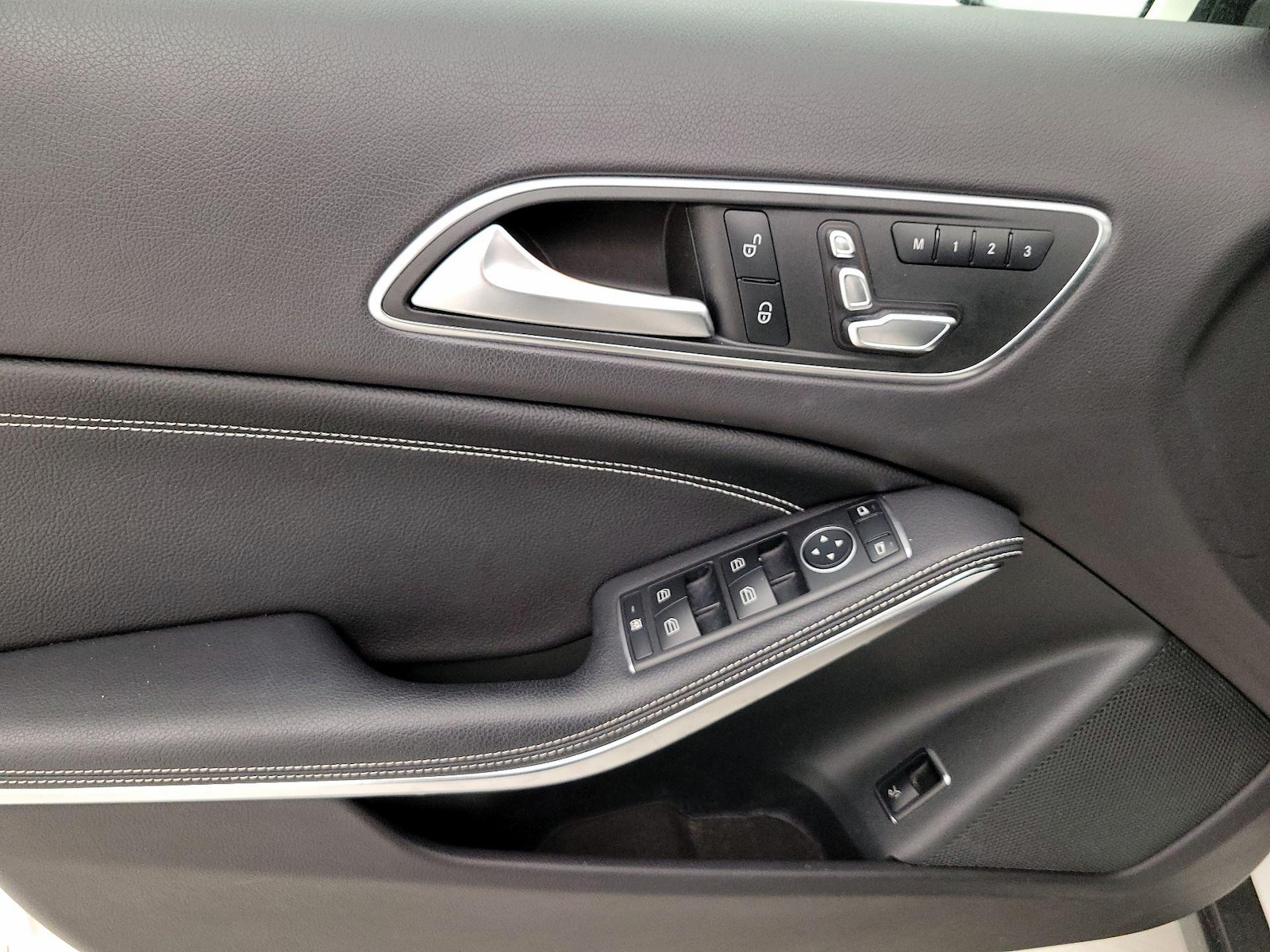 2018 Mercedes-Benz GLA-Class GLA250 - Photo 13