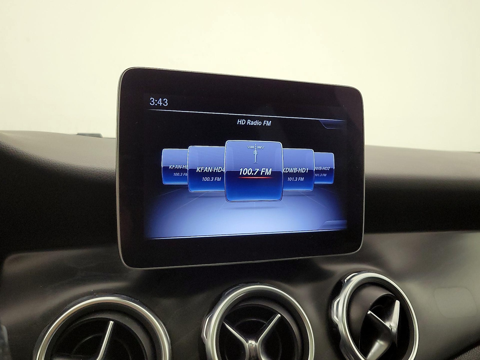 2018 Mercedes-Benz GLA-Class GLA250 - Photo 16
