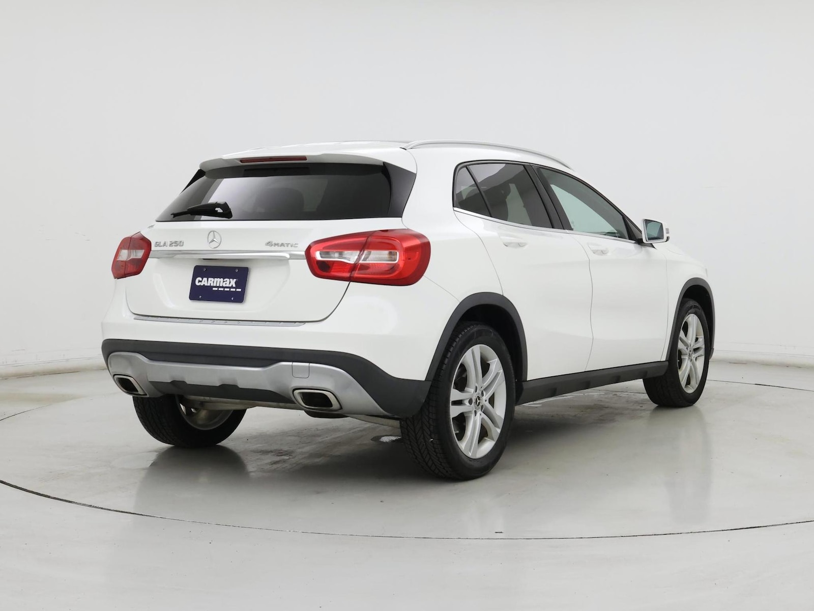 2018 Mercedes-Benz GLA-Class GLA250 - Photo 9