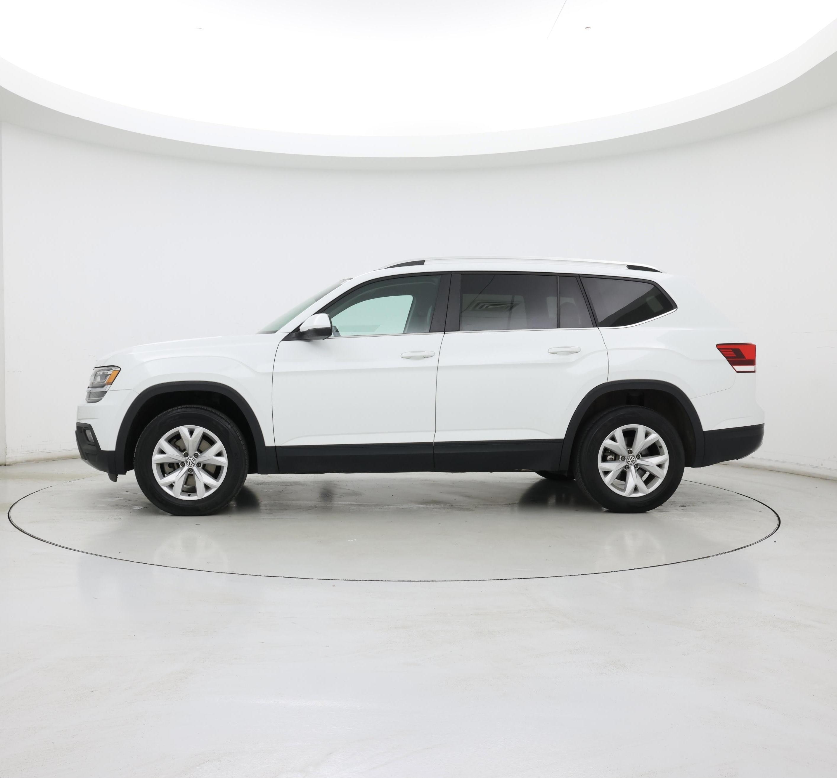 Thumbnail: 2019 Volkswagen Atlas - 3