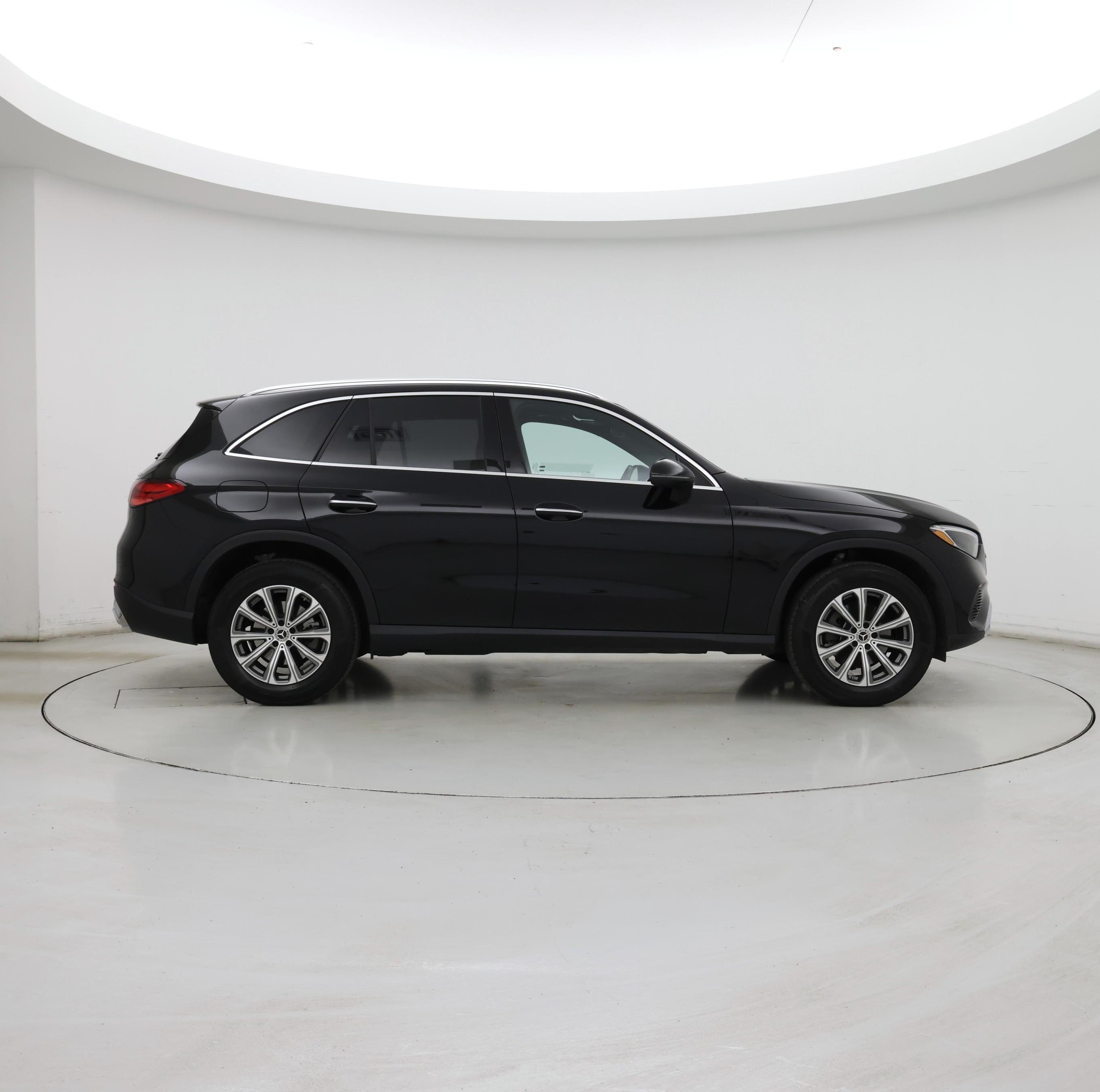 Thumbnail: 2025 Mercedes-Benz GLC - 7