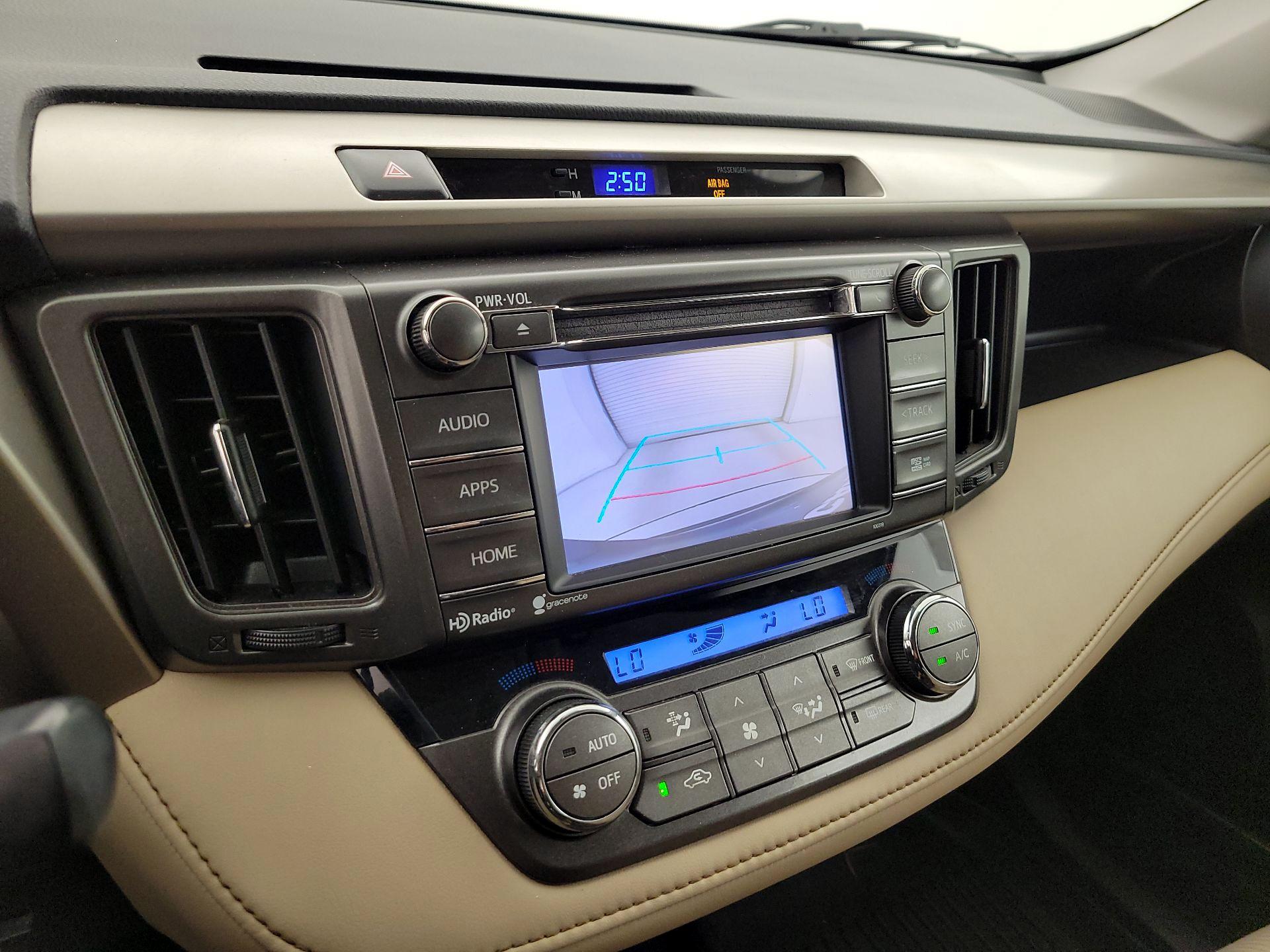 Thumbnail: 2015 Toyota RAV4 - 15