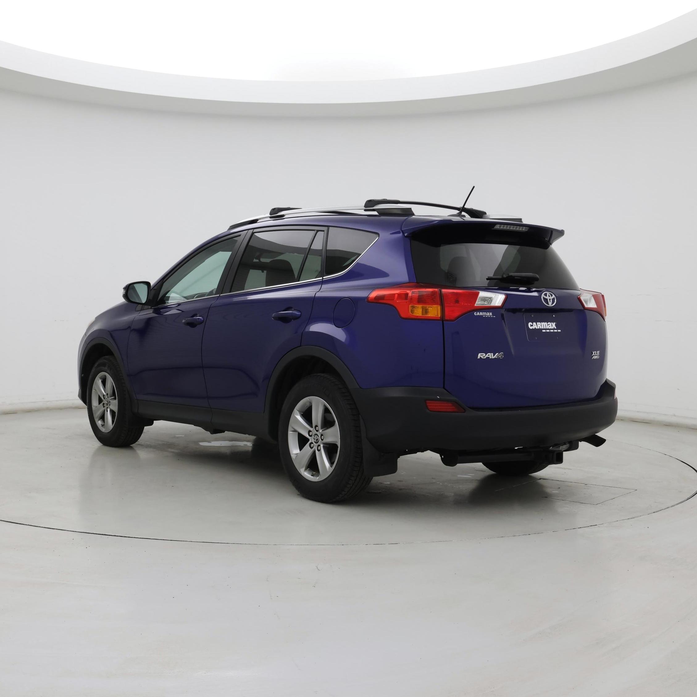Thumbnail: 2015 Toyota RAV4 - 2