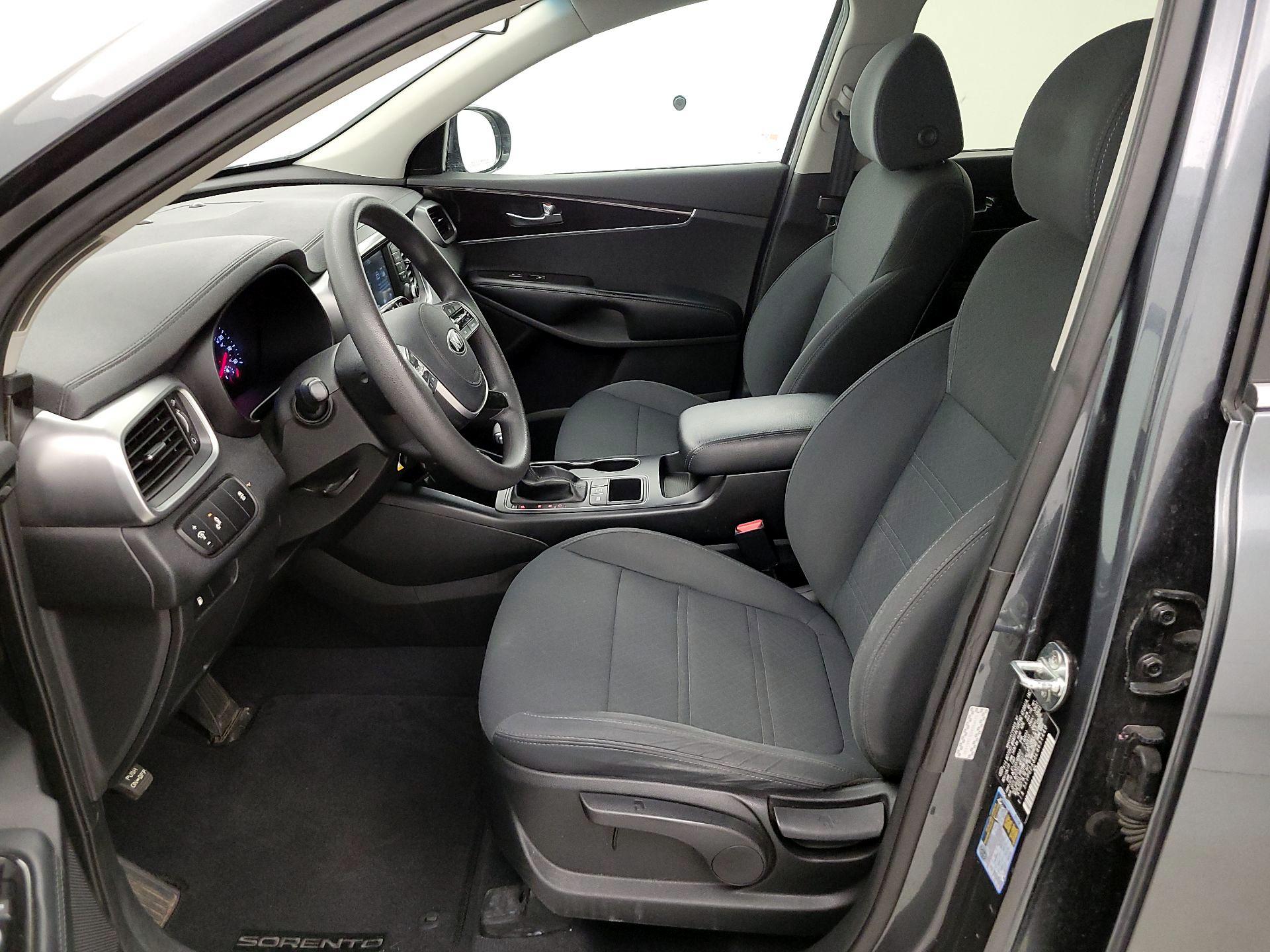 Thumbnail: 2020 Kia Sorento - 11