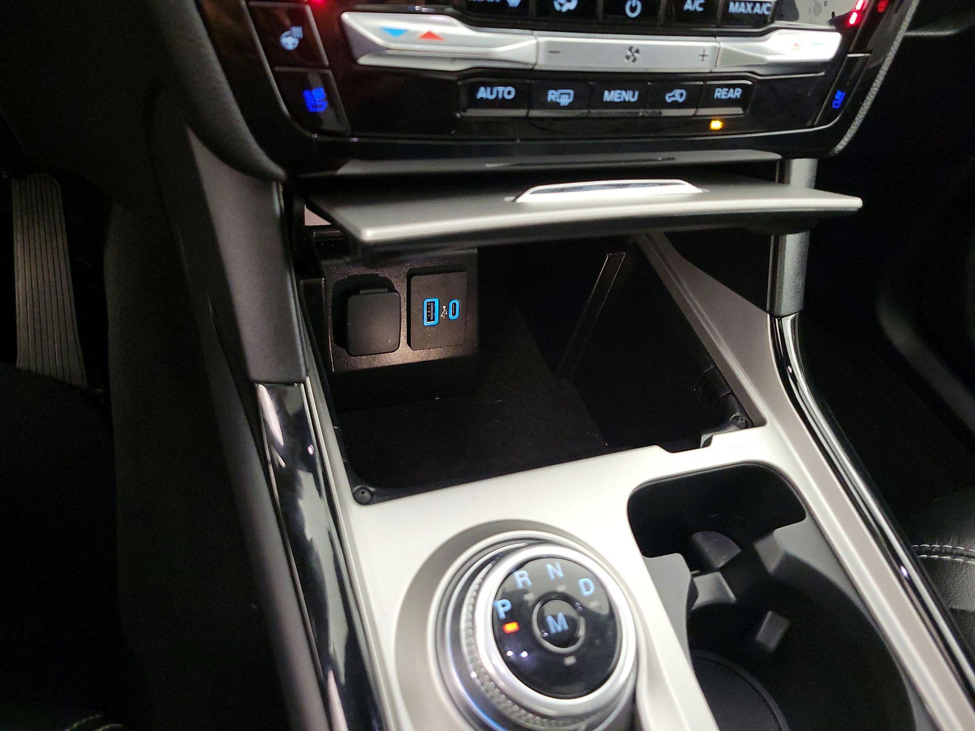 Thumbnail: 2024 Ford Explorer - 19