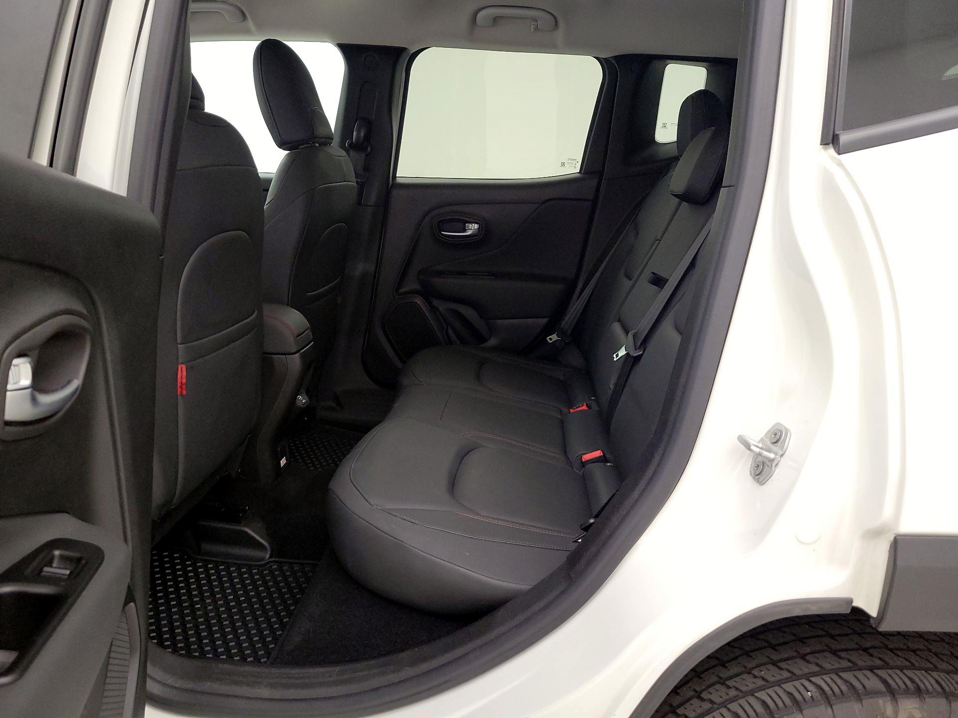Thumbnail: 2022 Jeep Renegade - 20