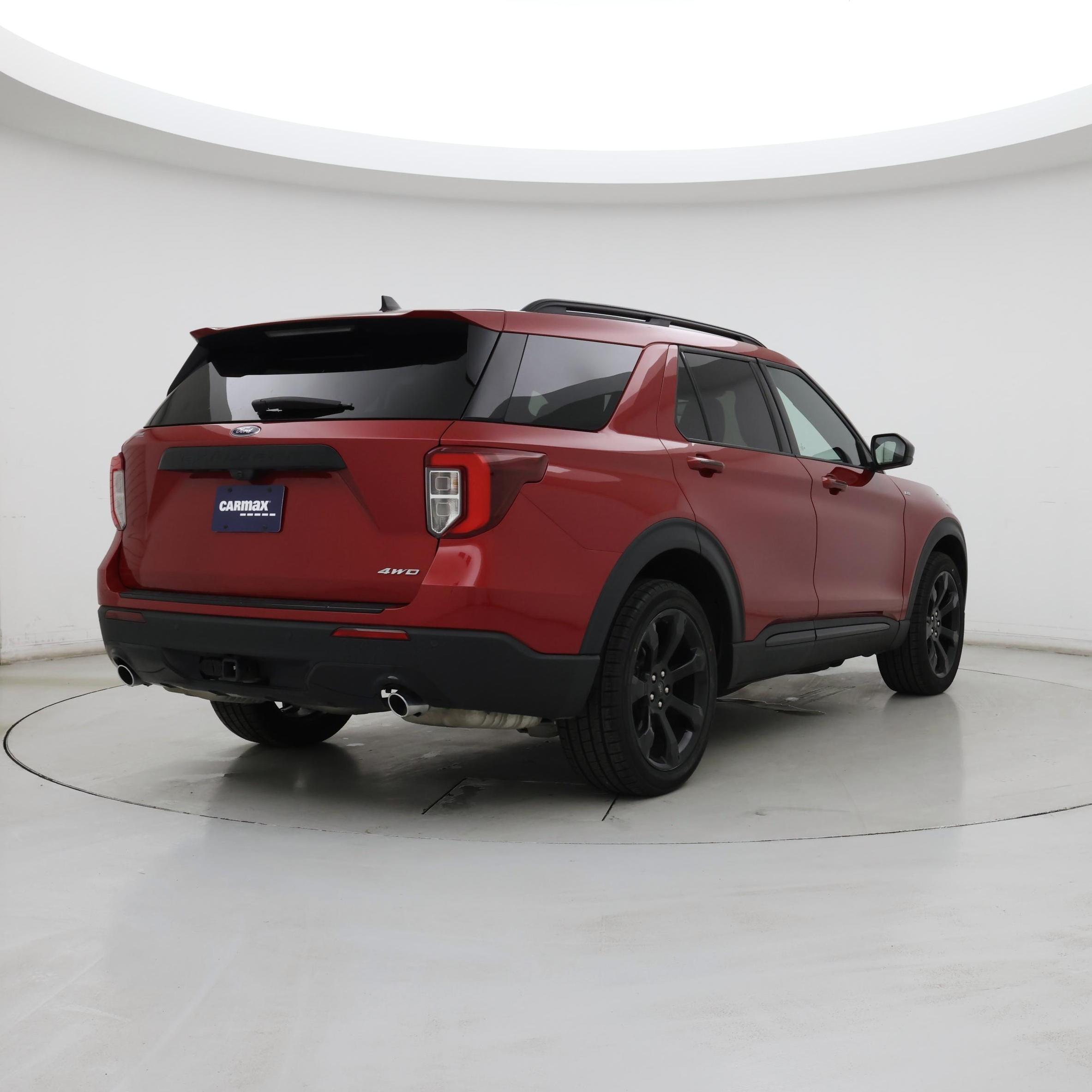Thumbnail: 2023 Ford Explorer - 8
