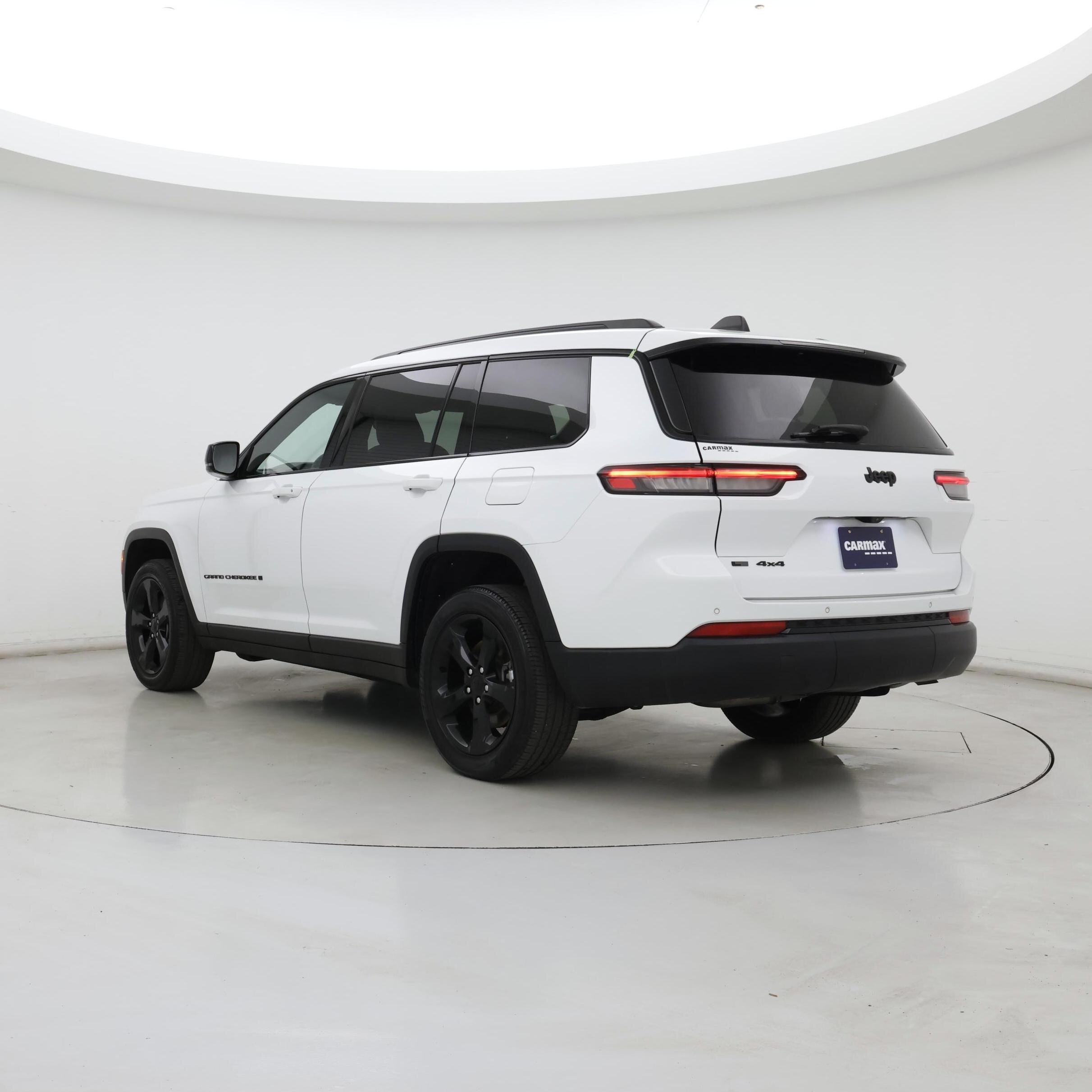 Thumbnail: 2023 Jeep Grand Cherokee L - 2