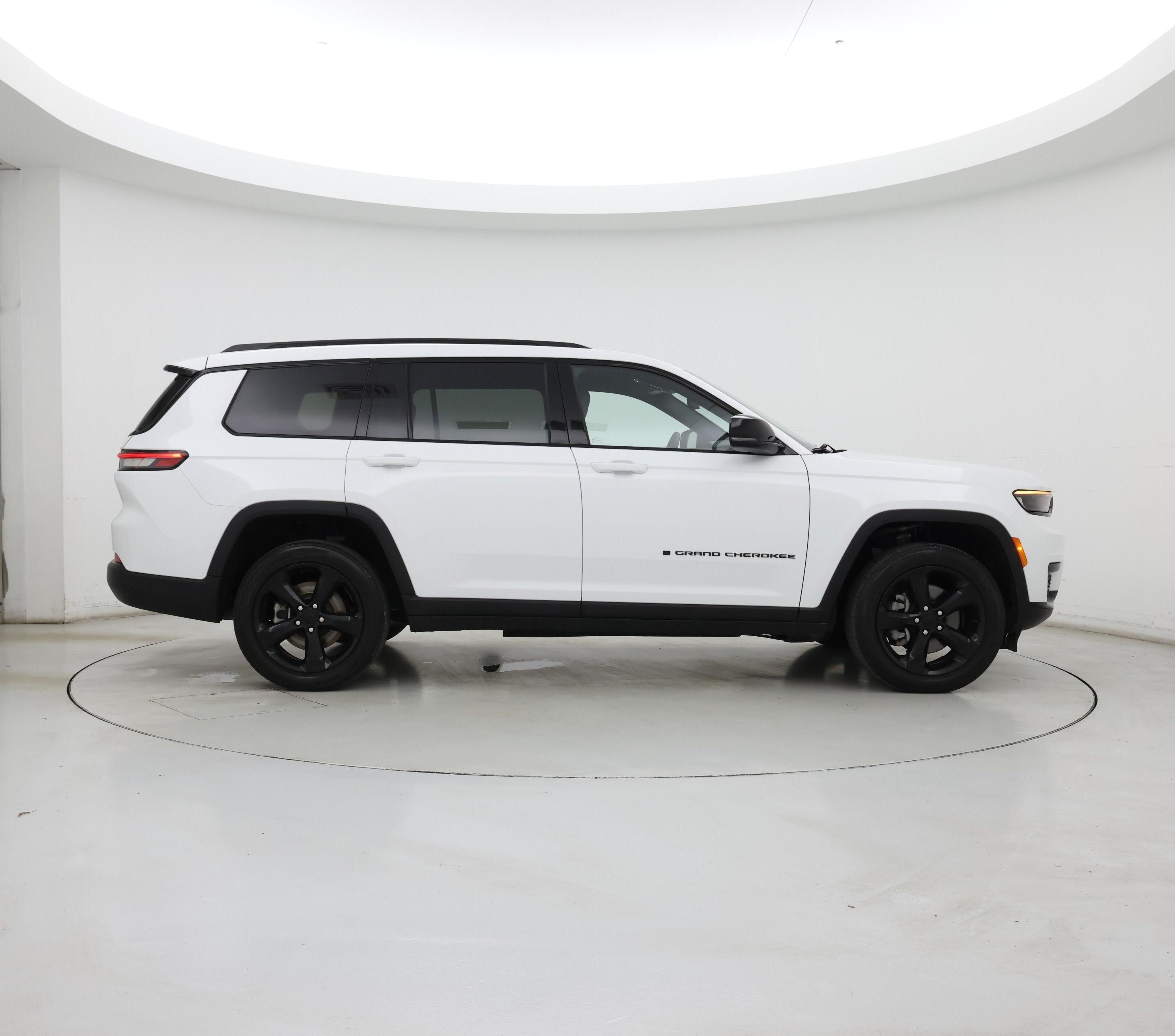 Thumbnail: 2023 Jeep Grand Cherokee L - 7