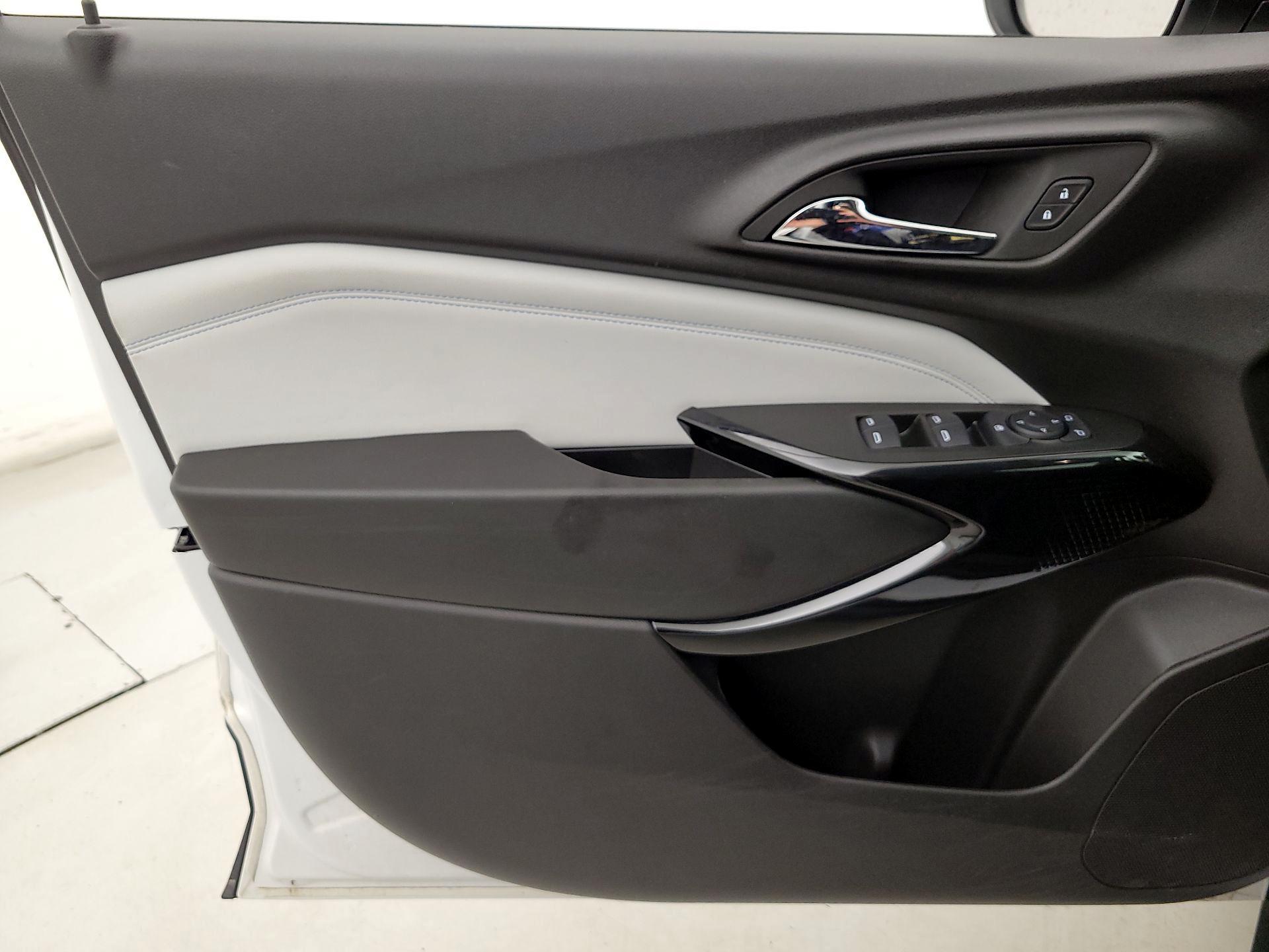 Thumbnail: 2025 Chevrolet Trax - 12