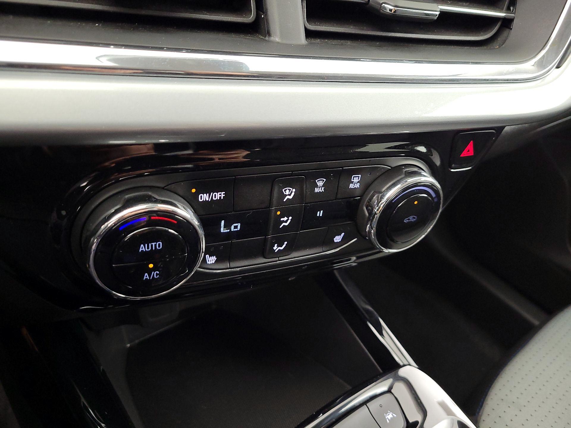 Thumbnail: 2025 Chevrolet Trax - 16