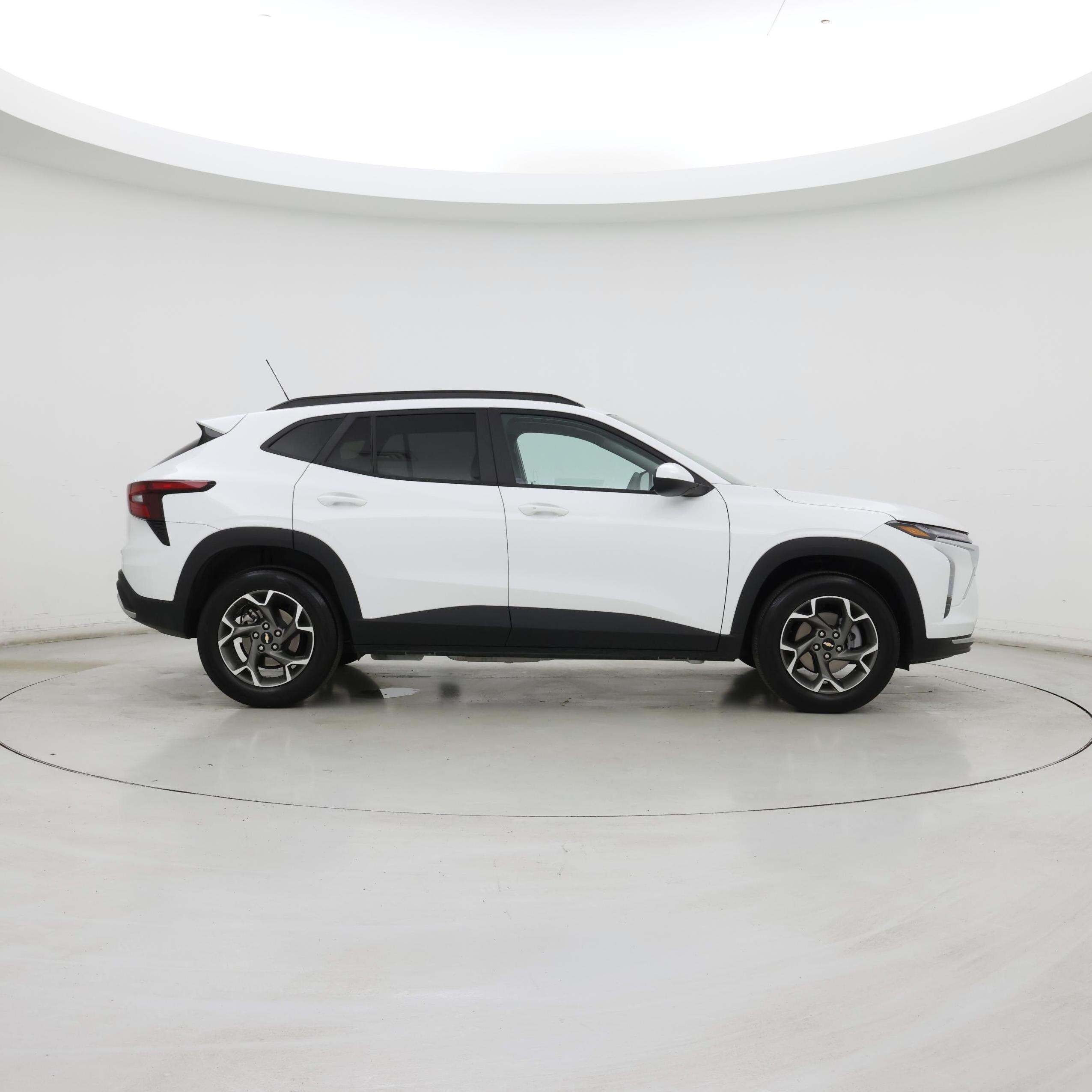 Thumbnail: 2025 Chevrolet Trax - 7