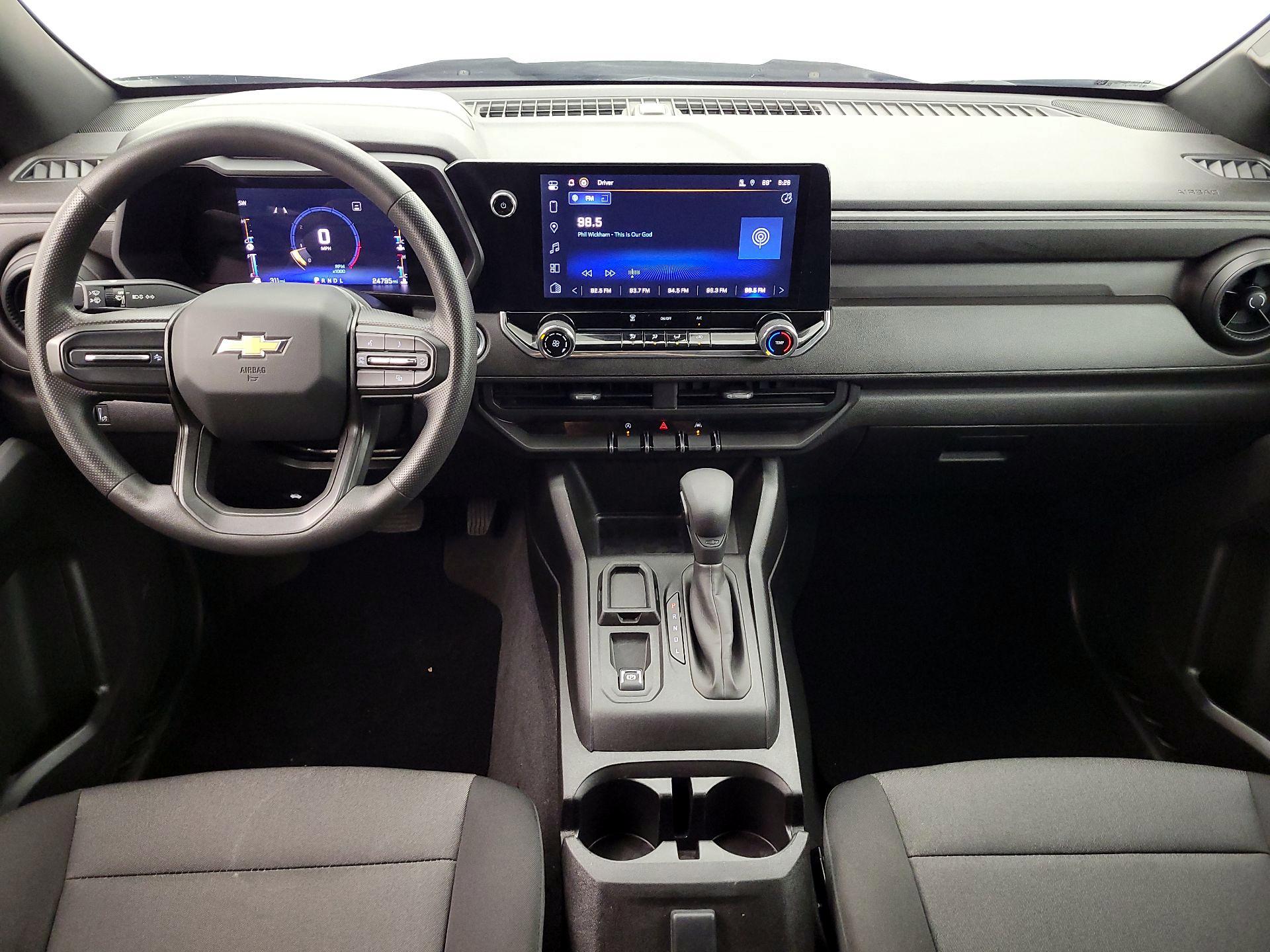Thumbnail: 2023 Chevrolet Colorado - 9