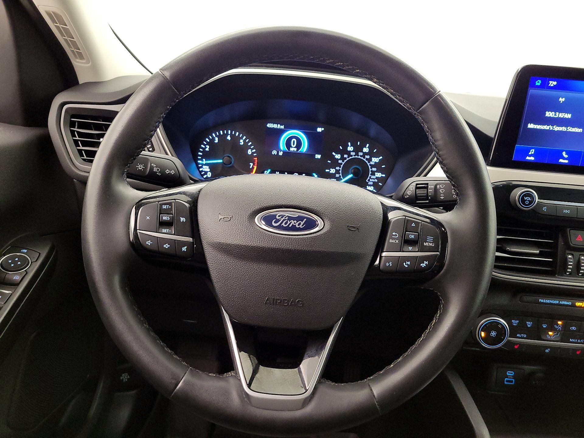 Thumbnail: 2022 Ford Escape - 10