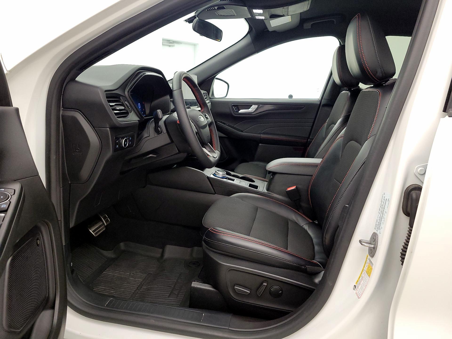 Thumbnail: 2023 Ford Escape - 11