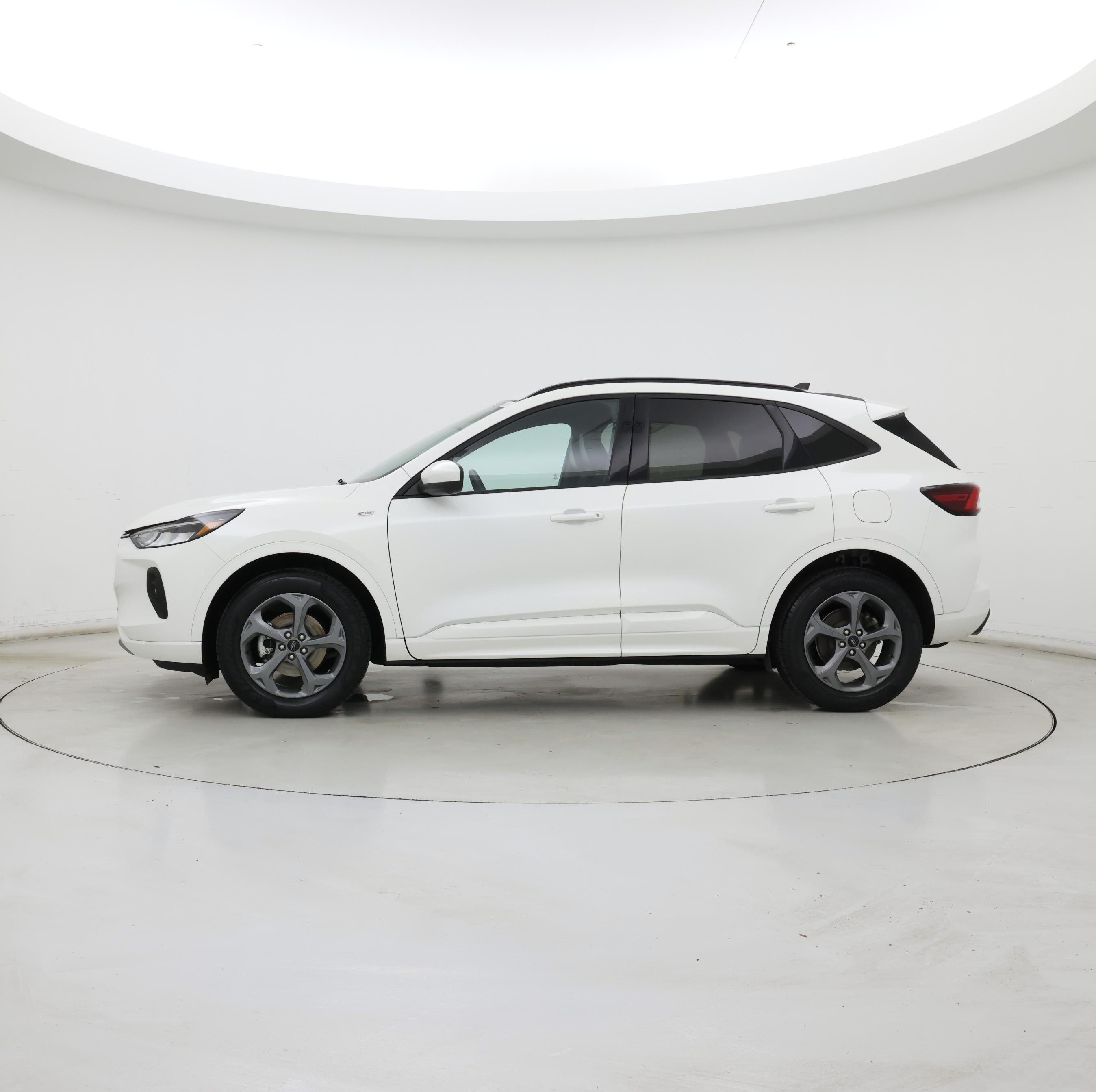 Thumbnail: 2023 Ford Escape - 3