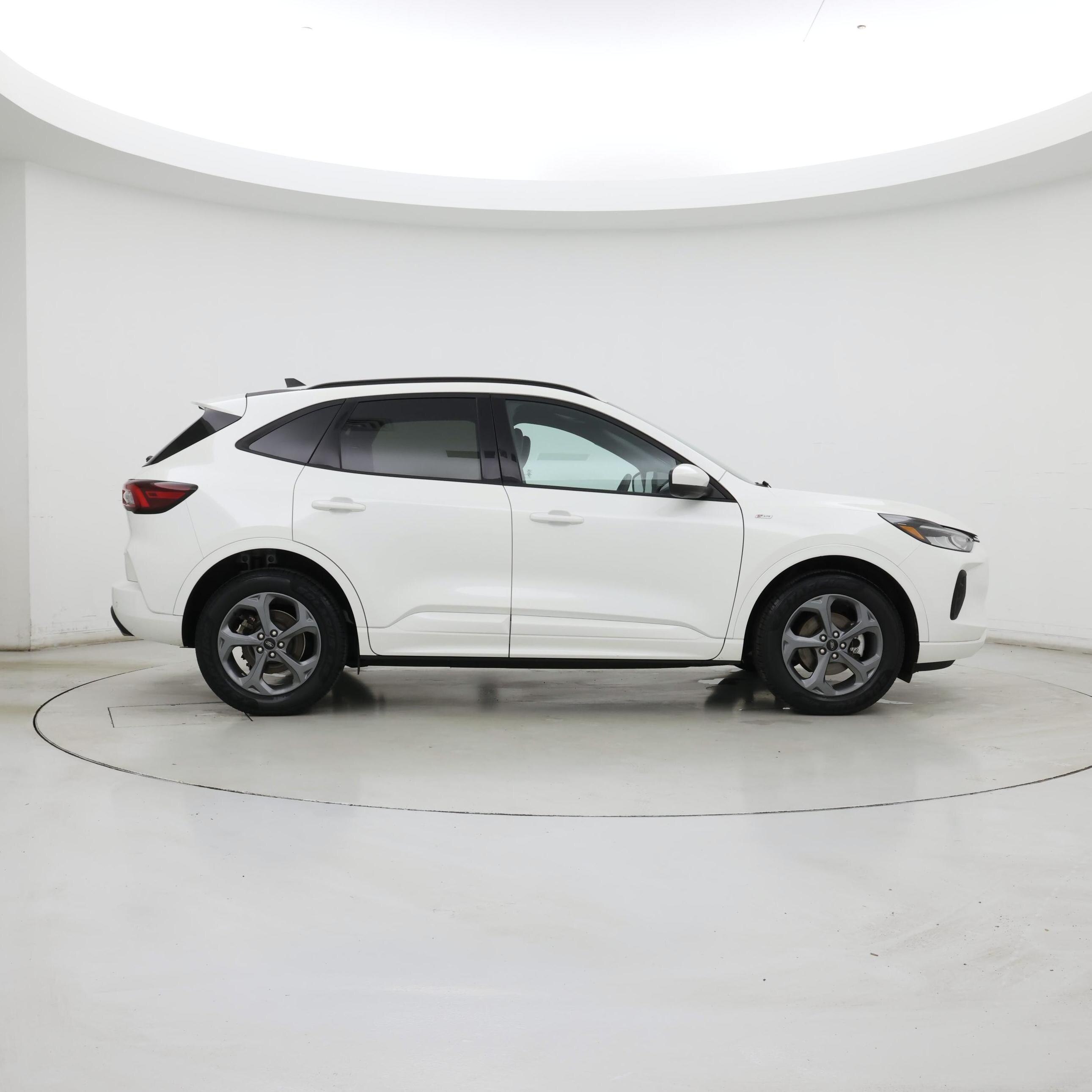 Thumbnail: 2023 Ford Escape - 7