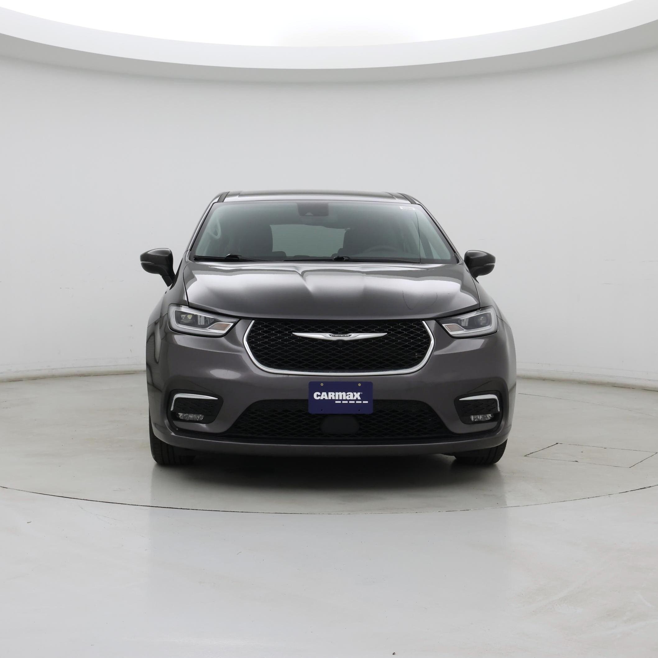 Thumbnail: 2023 Chrysler Pacifica - 5