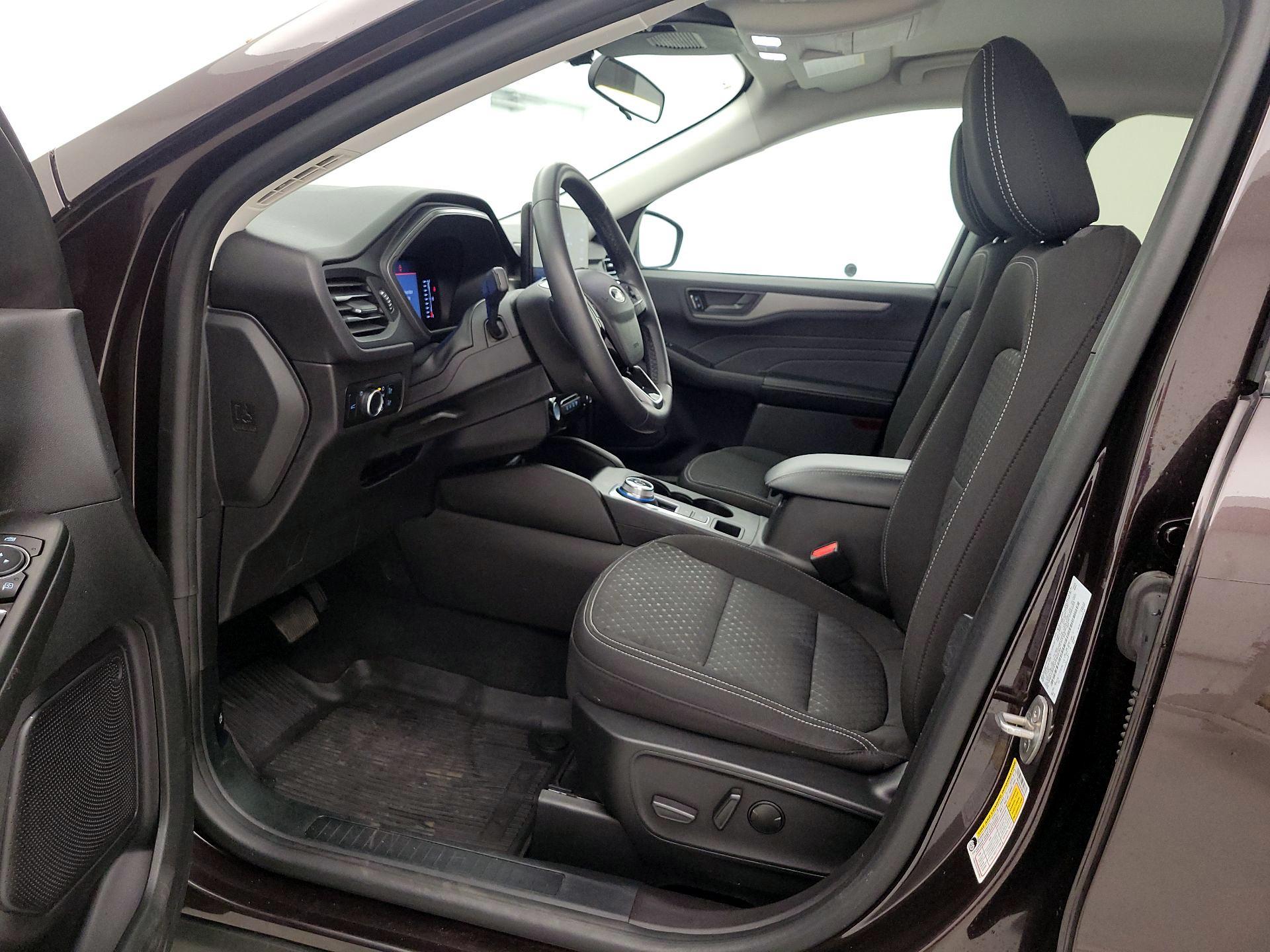 Thumbnail: 2023 Ford Escape - 11