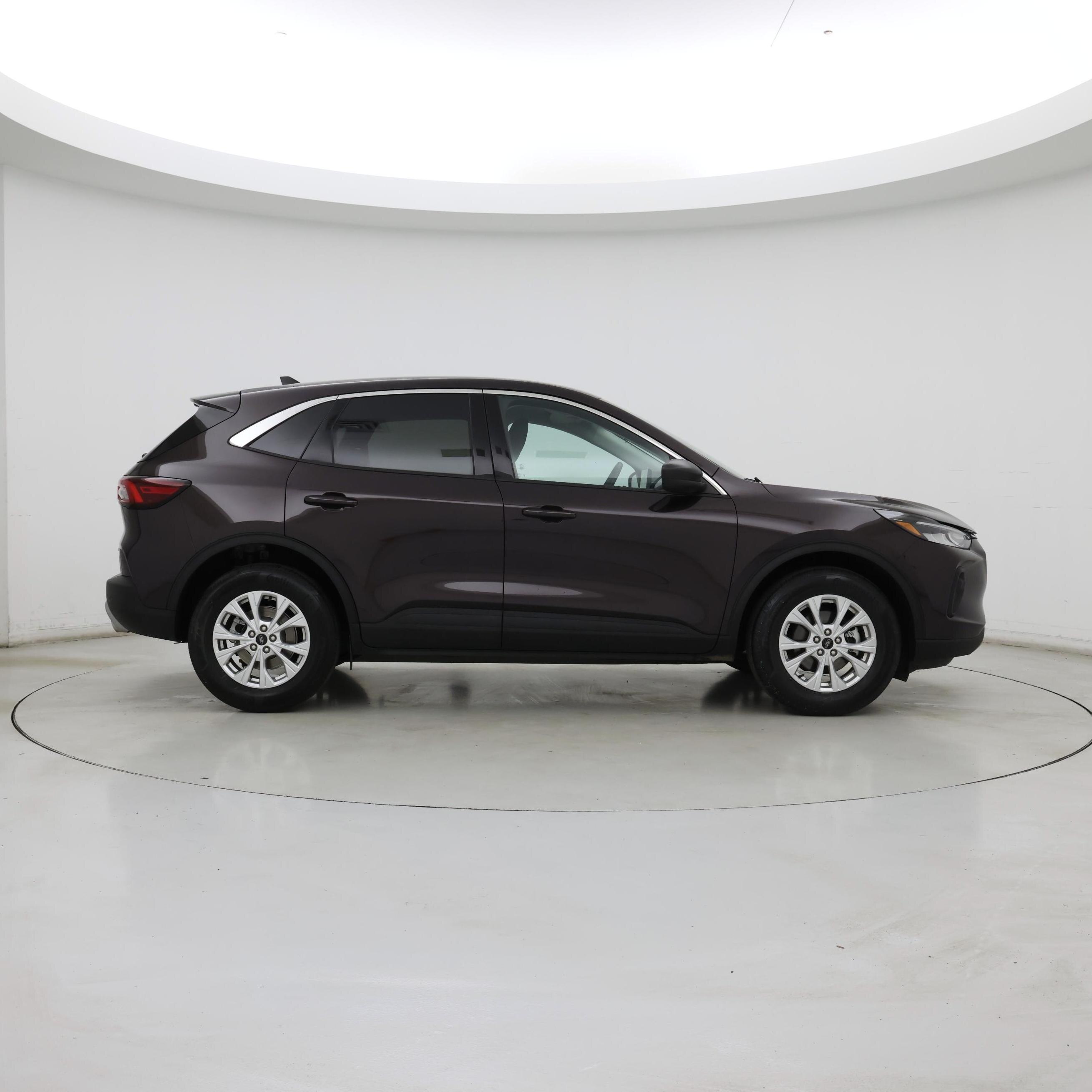 Thumbnail: 2023 Ford Escape - 7