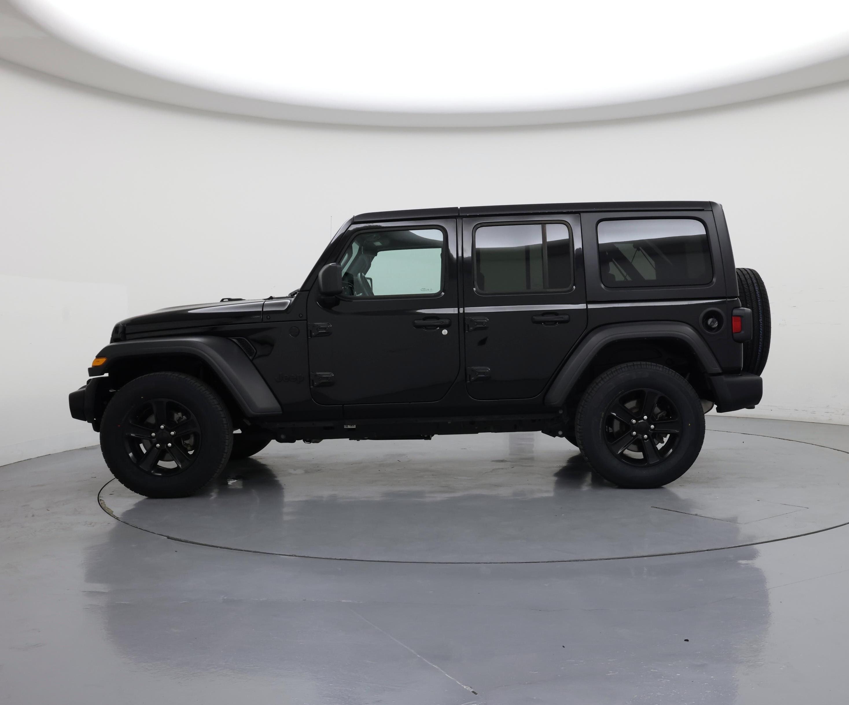 Thumbnail: 2022 Jeep Wrangler - 3