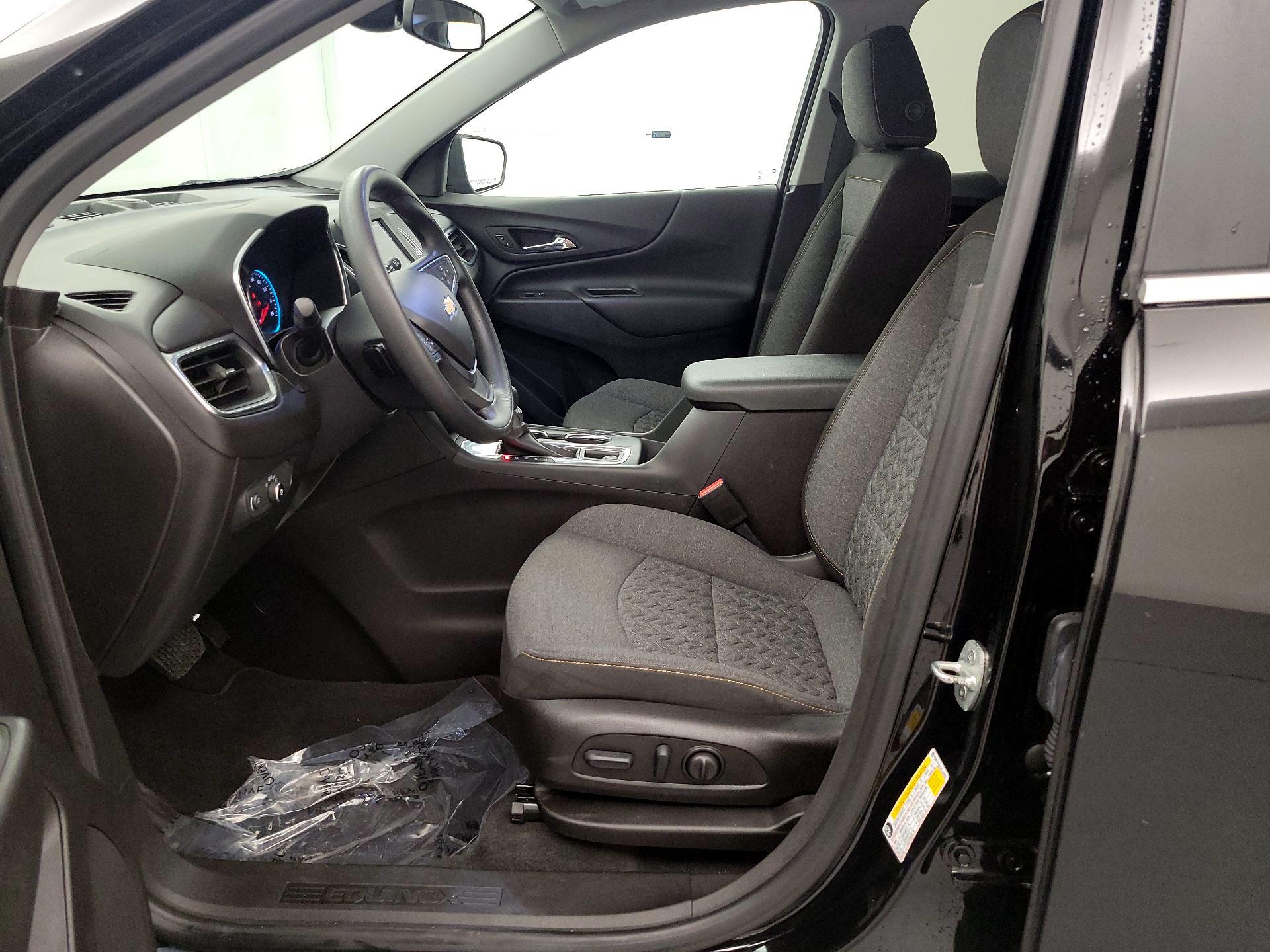 Thumbnail: 2022 Chevrolet Equinox - 11