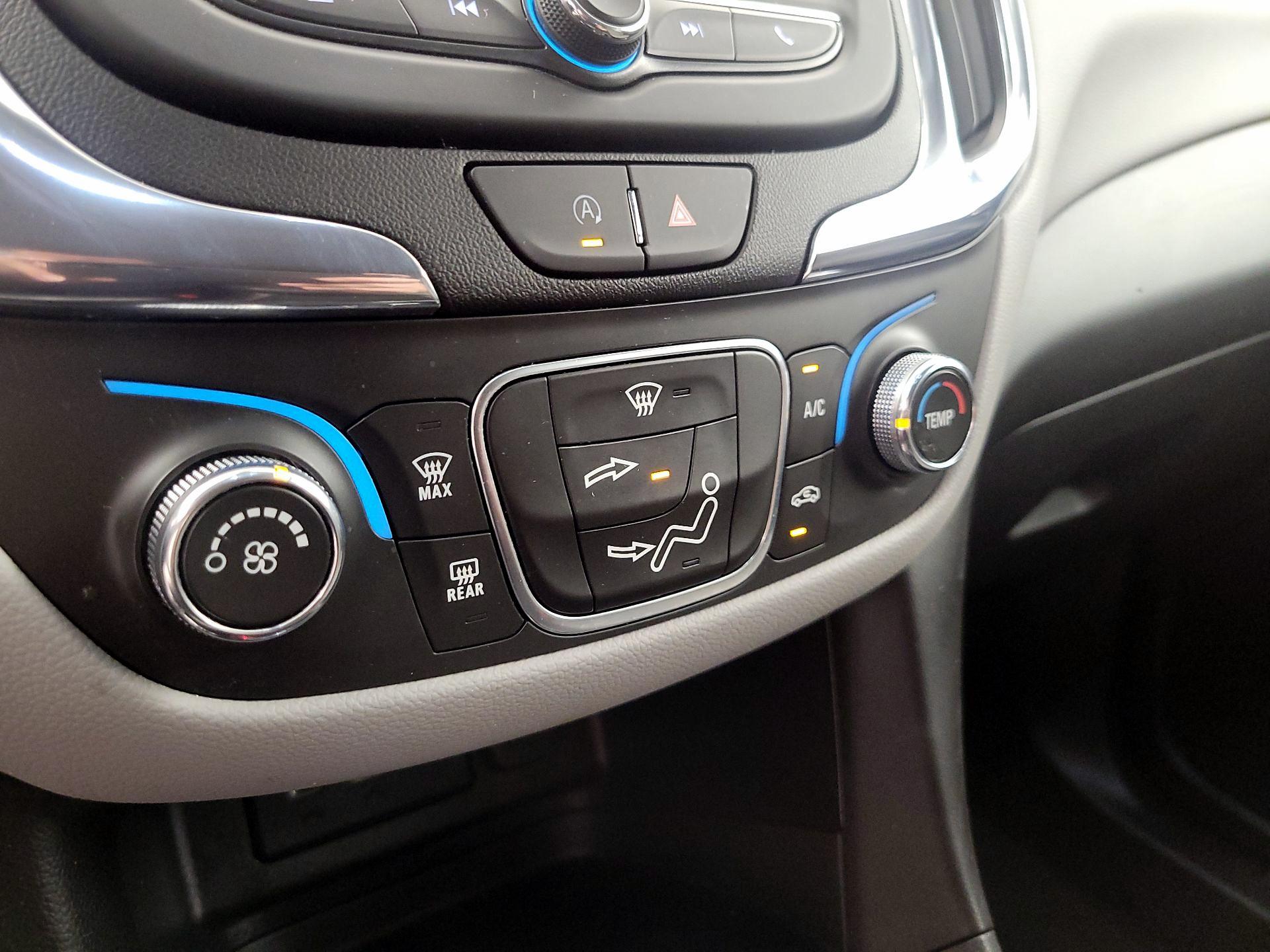 Thumbnail: 2023 Chevrolet Equinox - 16