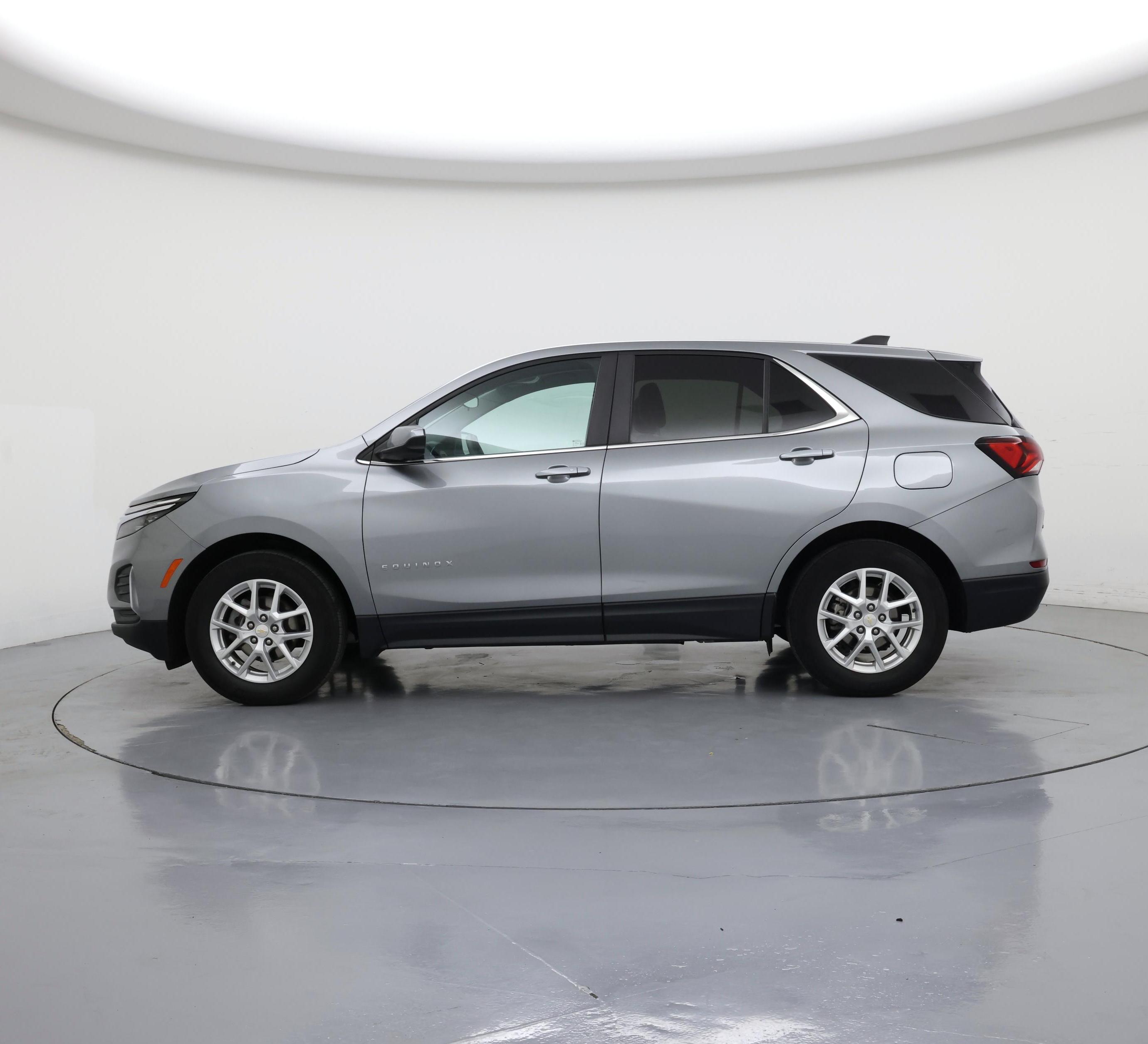 Thumbnail: 2023 Chevrolet Equinox - 3