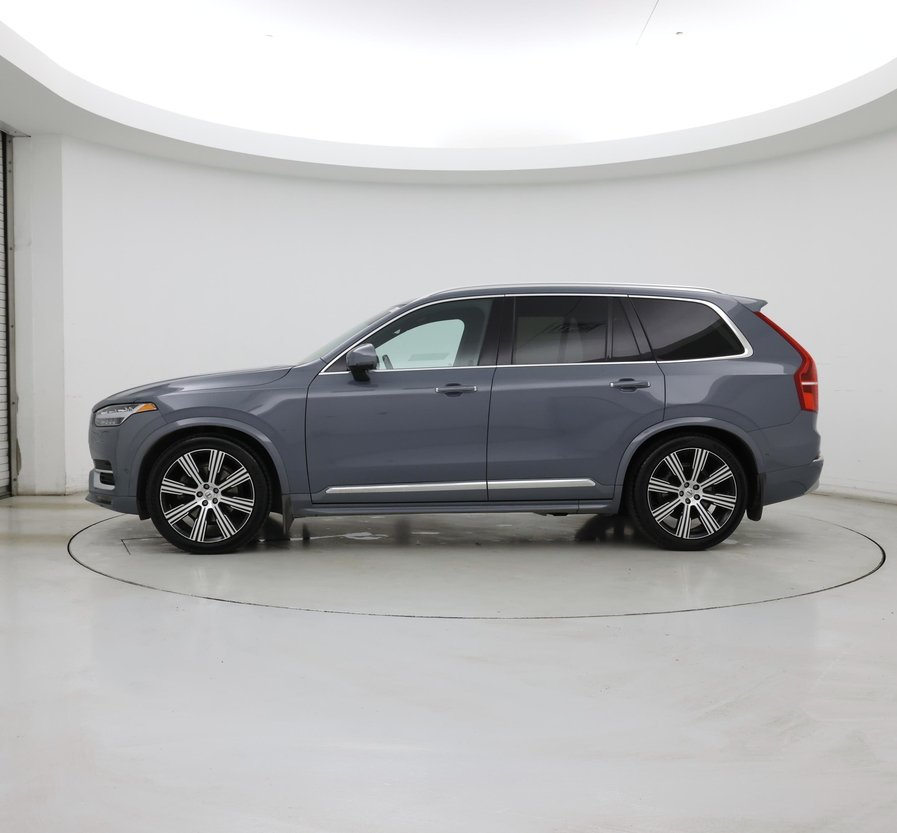 Thumbnail: 2022 Volvo XC90 - 3