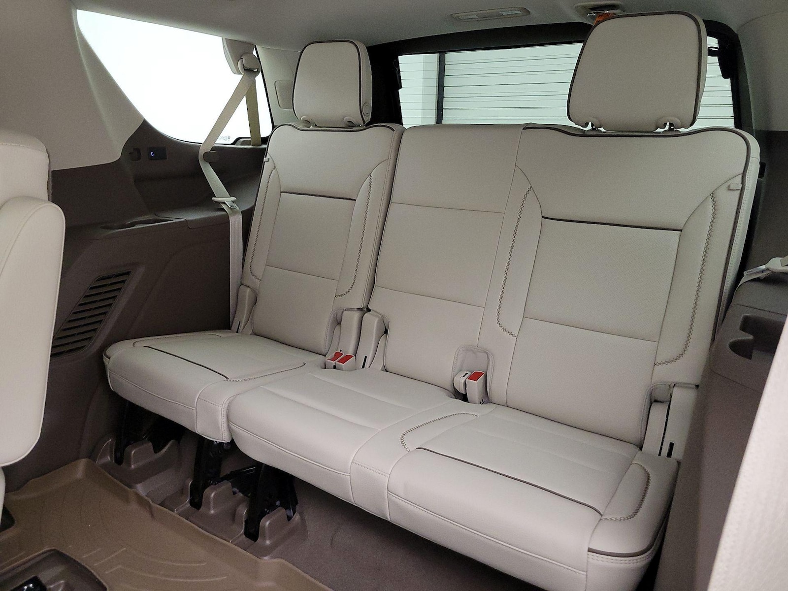 2022 GMC Yukon Denali - Photo 22