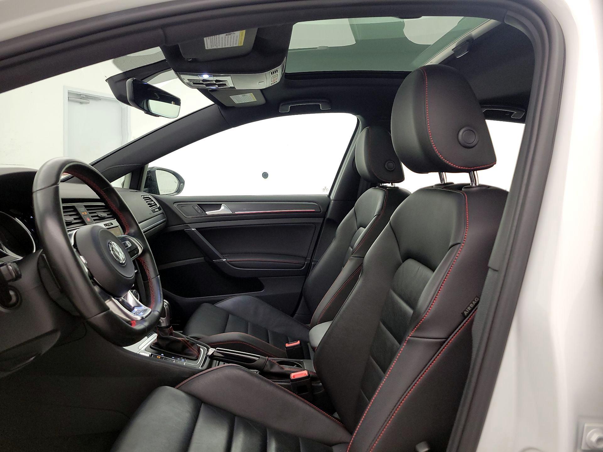 Thumbnail: 2021 Volkswagen Golf - 19