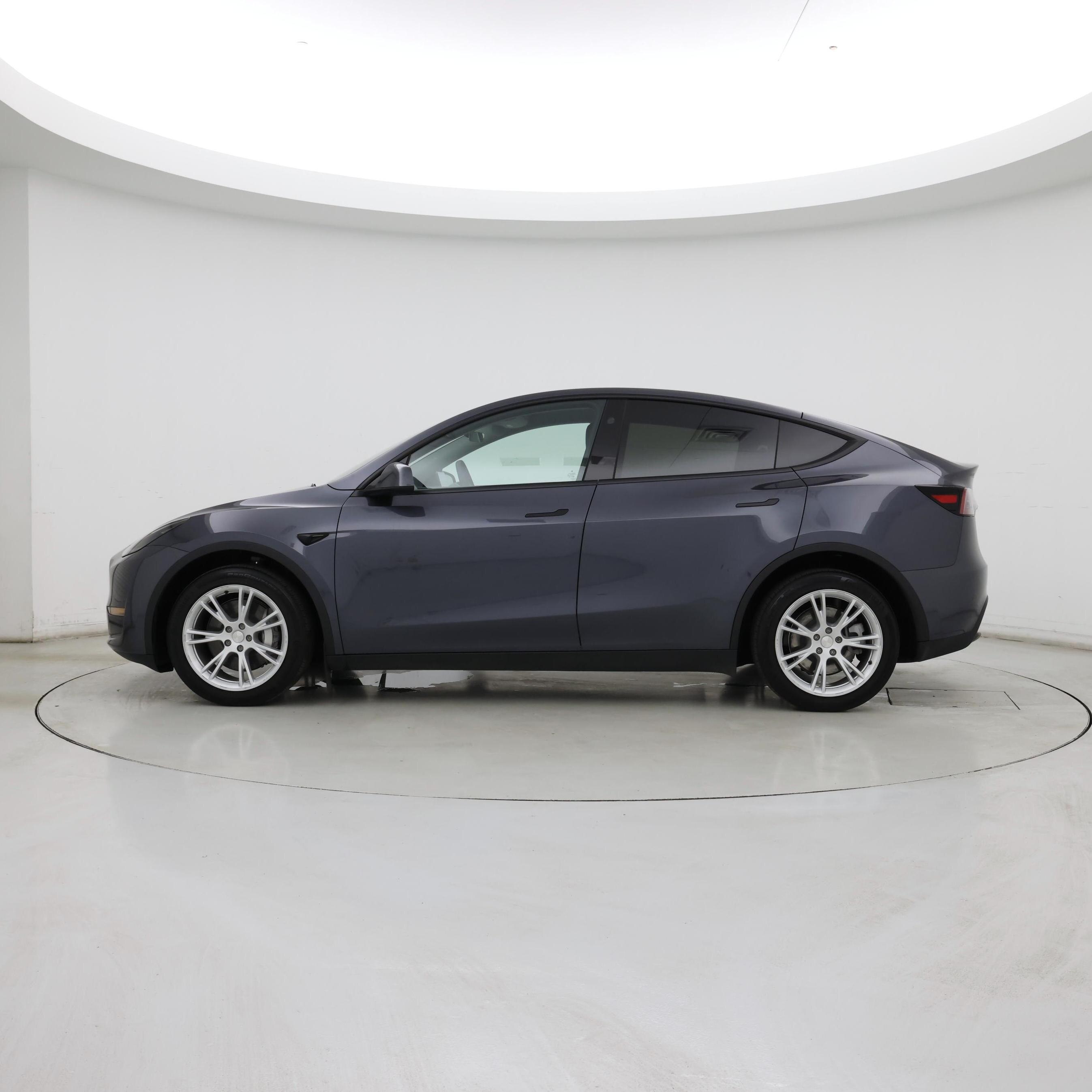 Thumbnail: 2023 Tesla Model Y - 3