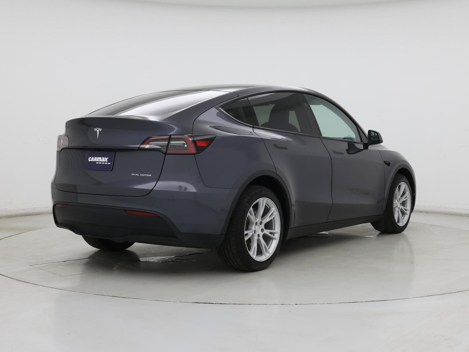 2023 Tesla Model Y Long Range - Photo 9