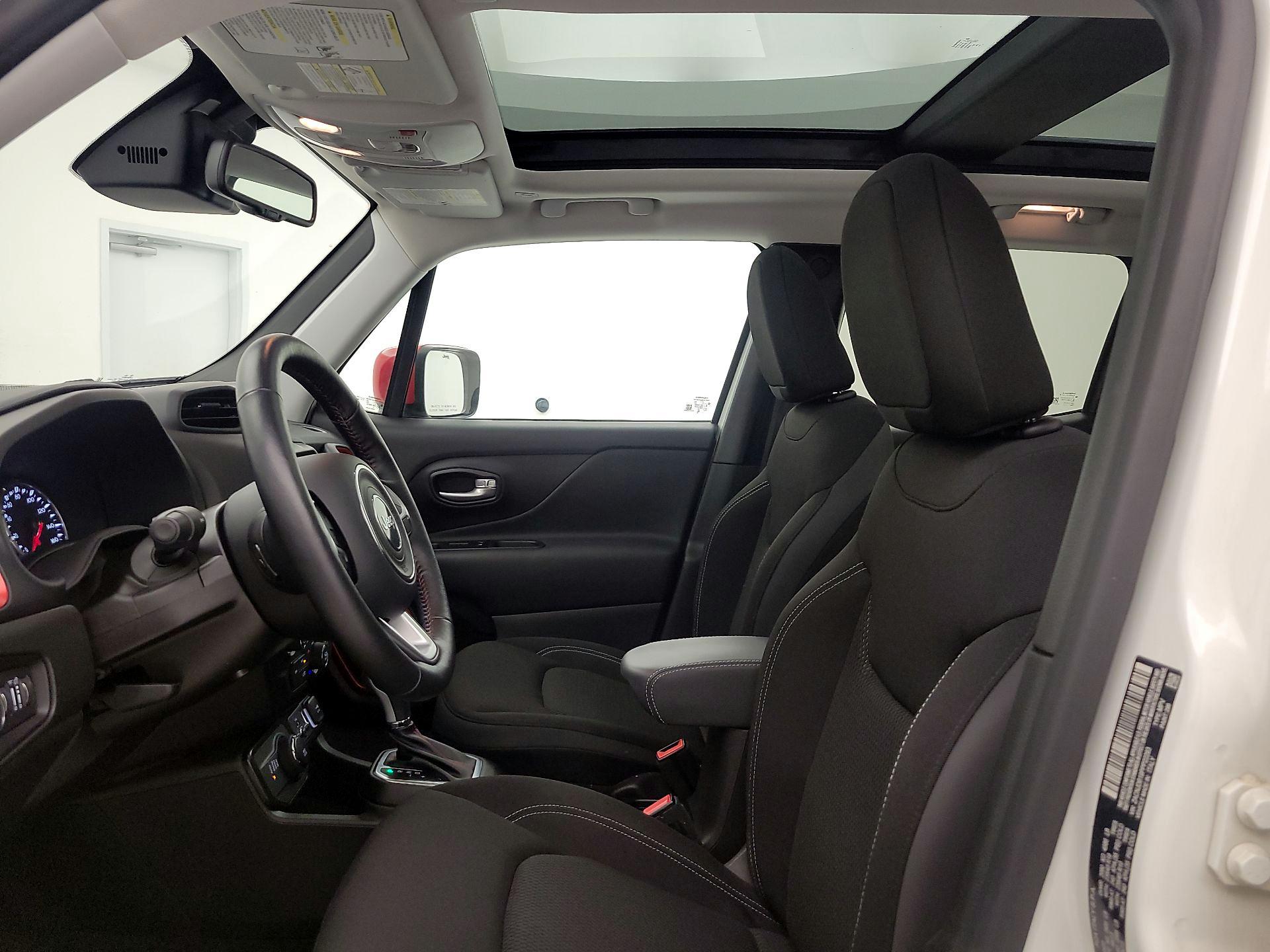 Thumbnail: 2023 Jeep Renegade - 20