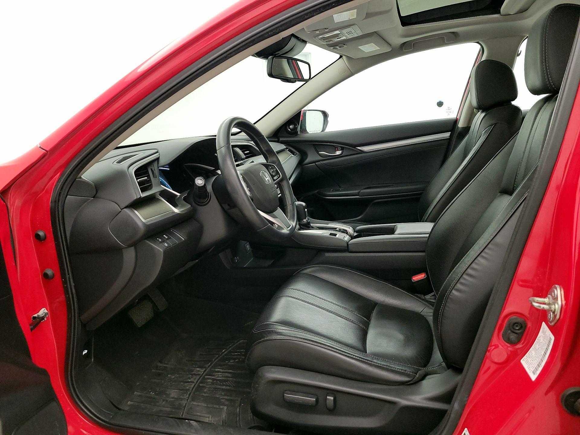 Thumbnail: 2016 Honda Civic - 11