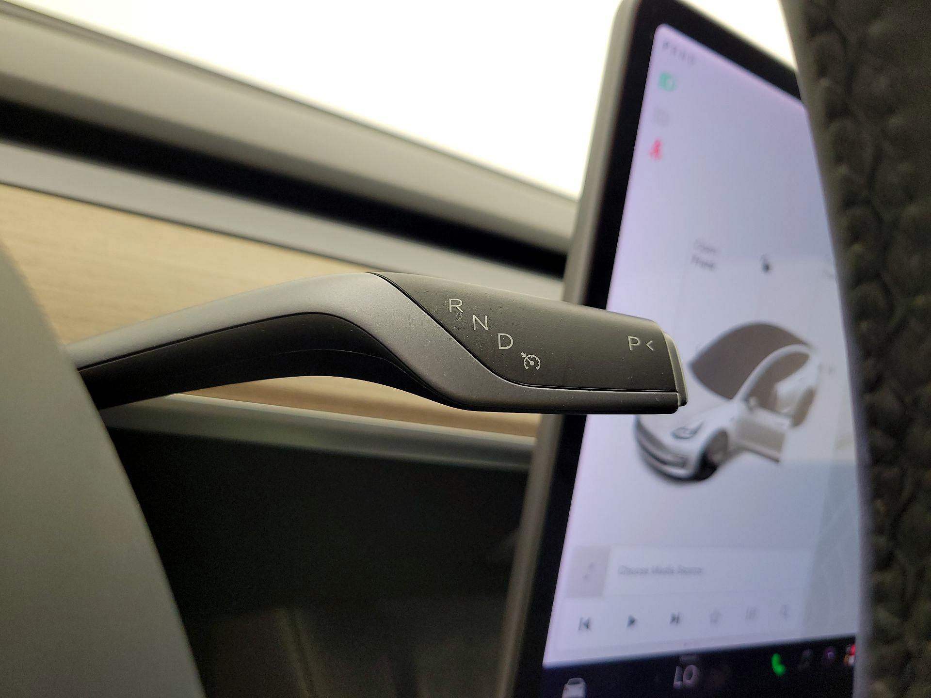 Thumbnail: 2021 Tesla Model 3 - 17