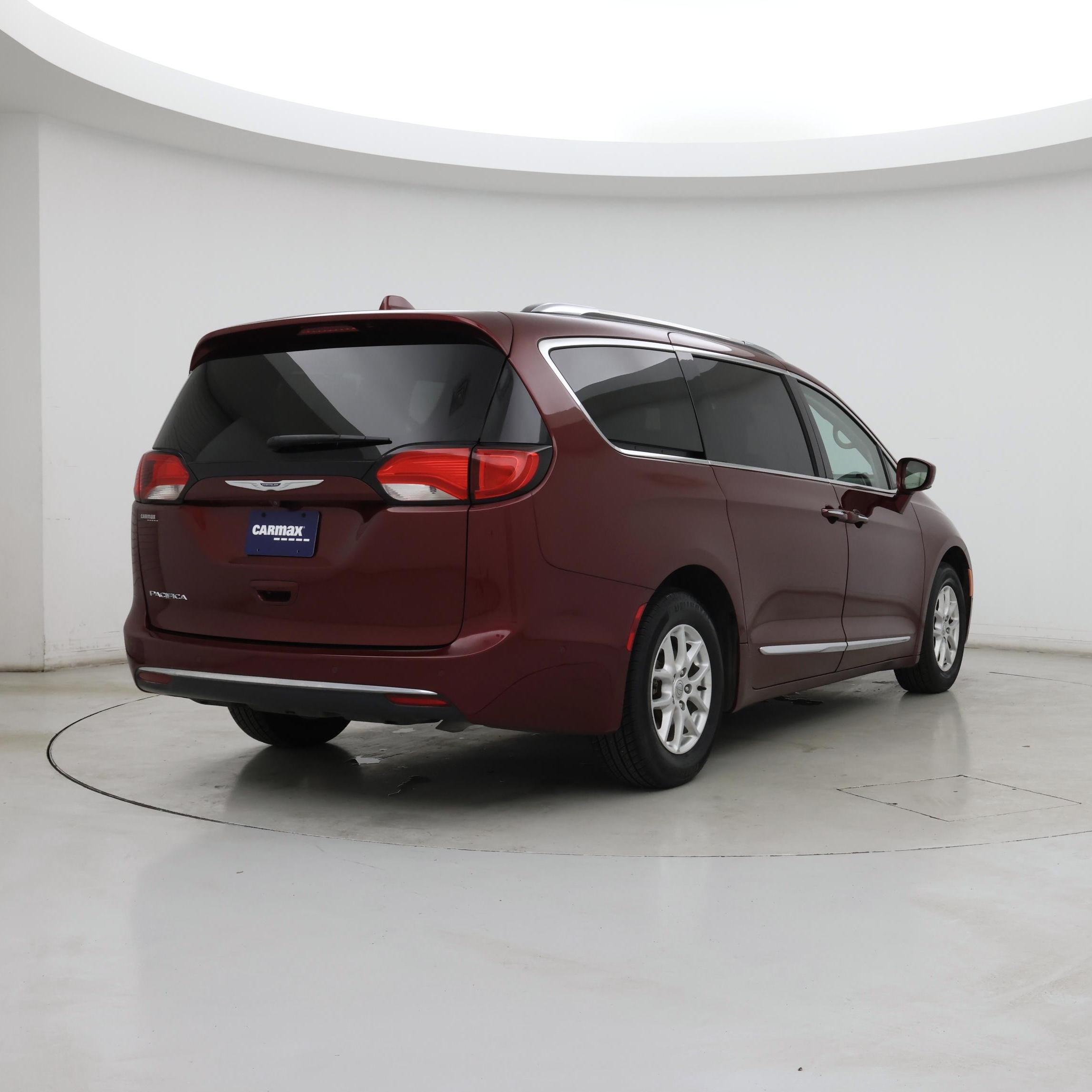 Thumbnail: 2020 Chrysler Pacifica - 8